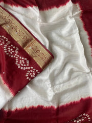 Pure Viscose Dola Silk Tye & Dye Bandhani Saree