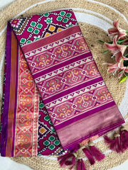 Premium Patola Weaving Phool Jaal Design Saree