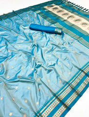 Traditional Narayan Peth Saree