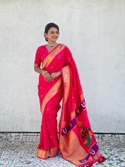 Paithani Vitthala Pallu Muniya Border Saree