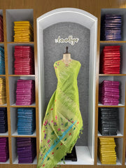 Soft Khadi Raw SIlk Lotus Pallu Paithani Saree