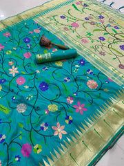 Janhvi Kapoor–Inspired Kanchivaram Paithani Silk Saree