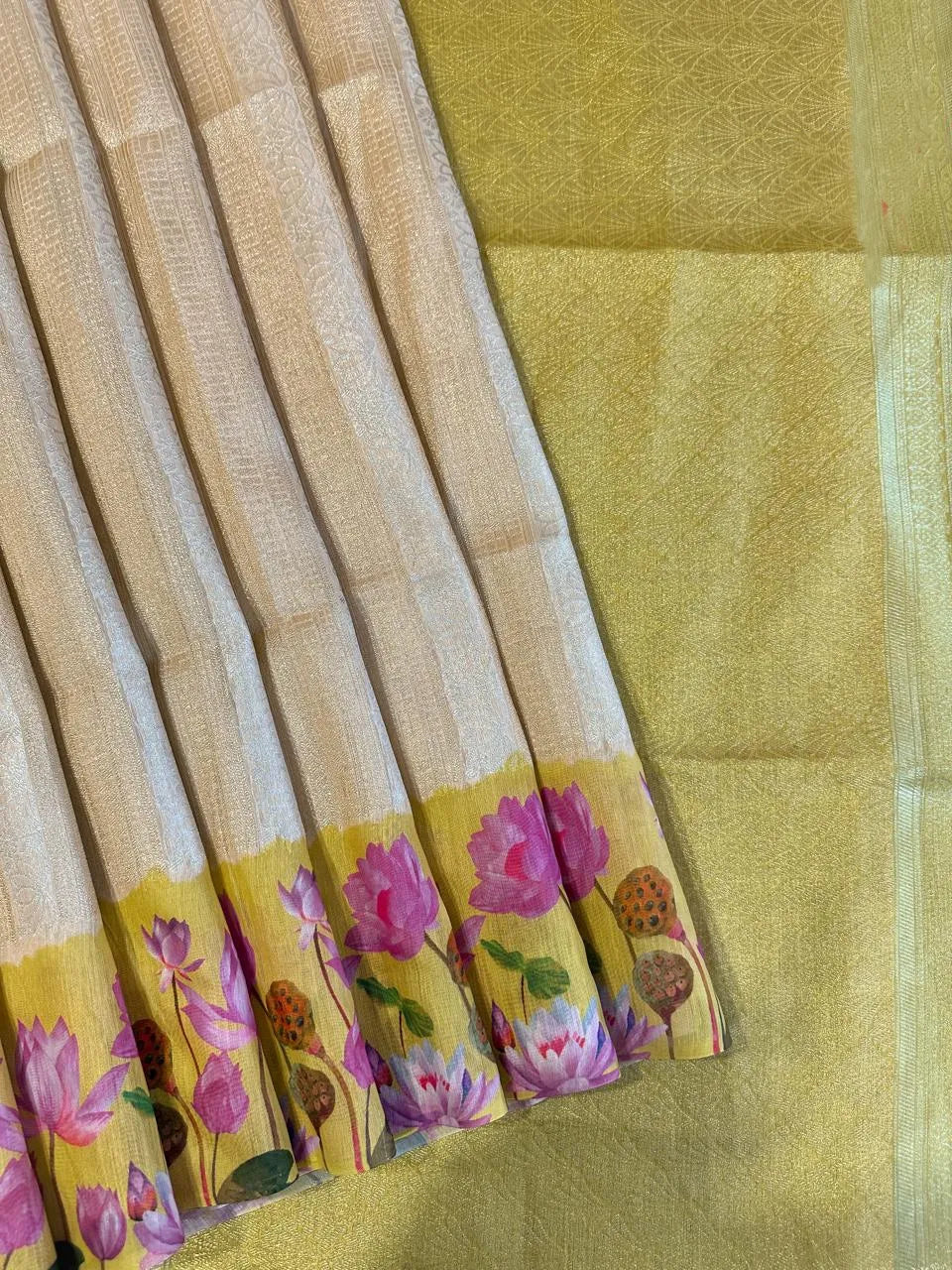 Soft Silk Lotus Pichwai Printed Saree