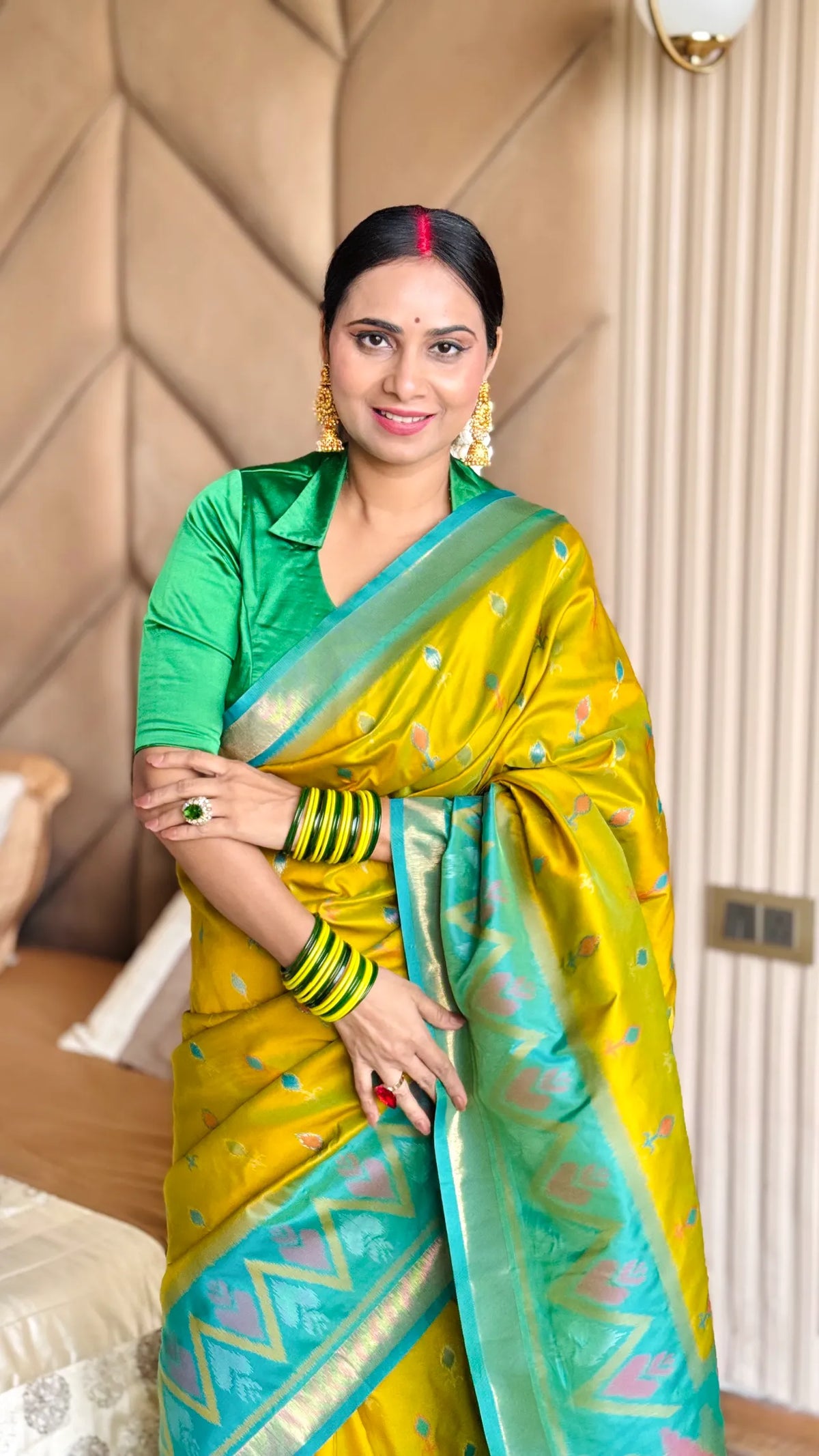 Ikkat Soft Silk Patola Guranted Fabric Saree
