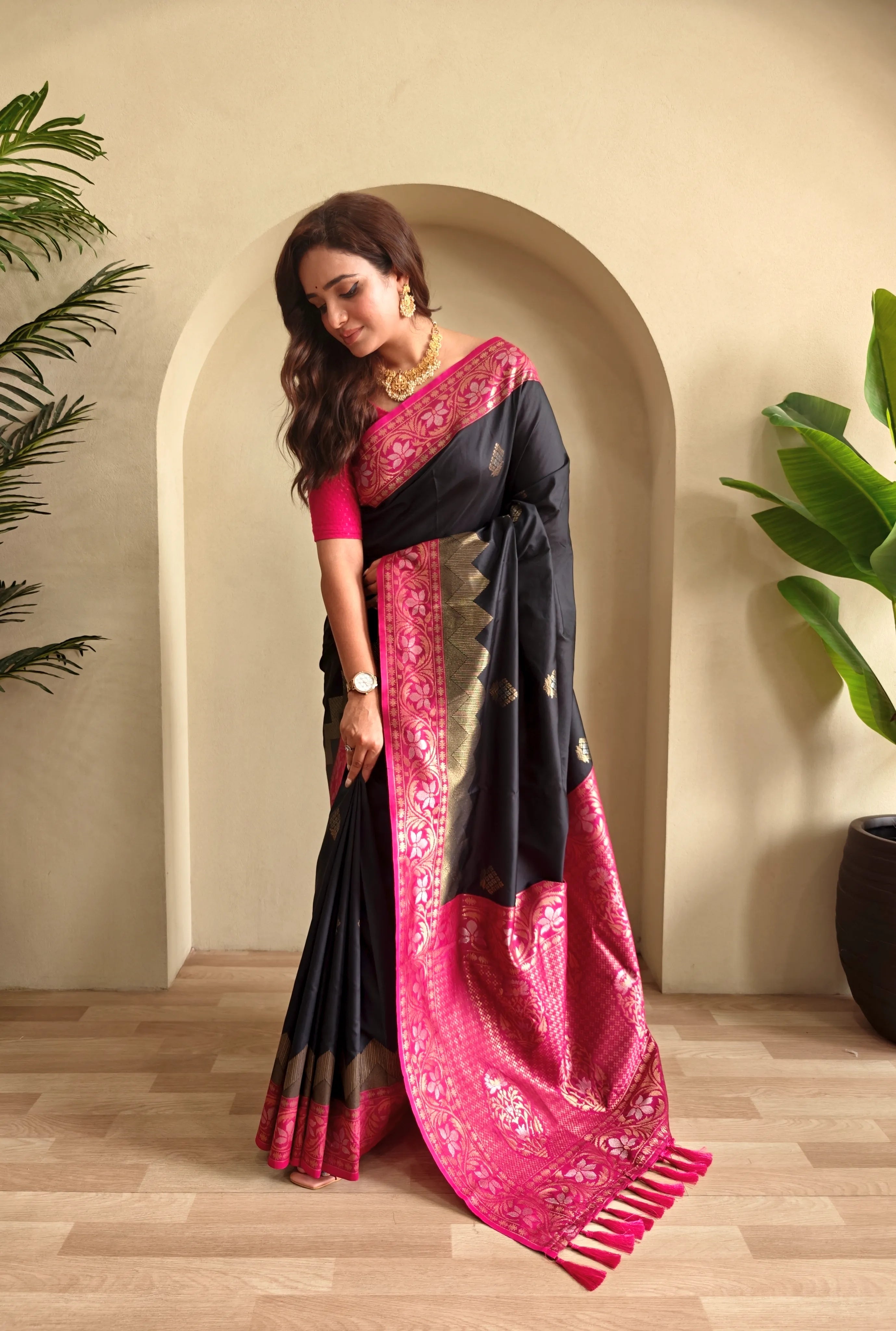 Dual Tone Designer Banarasi Soft Silk Saree