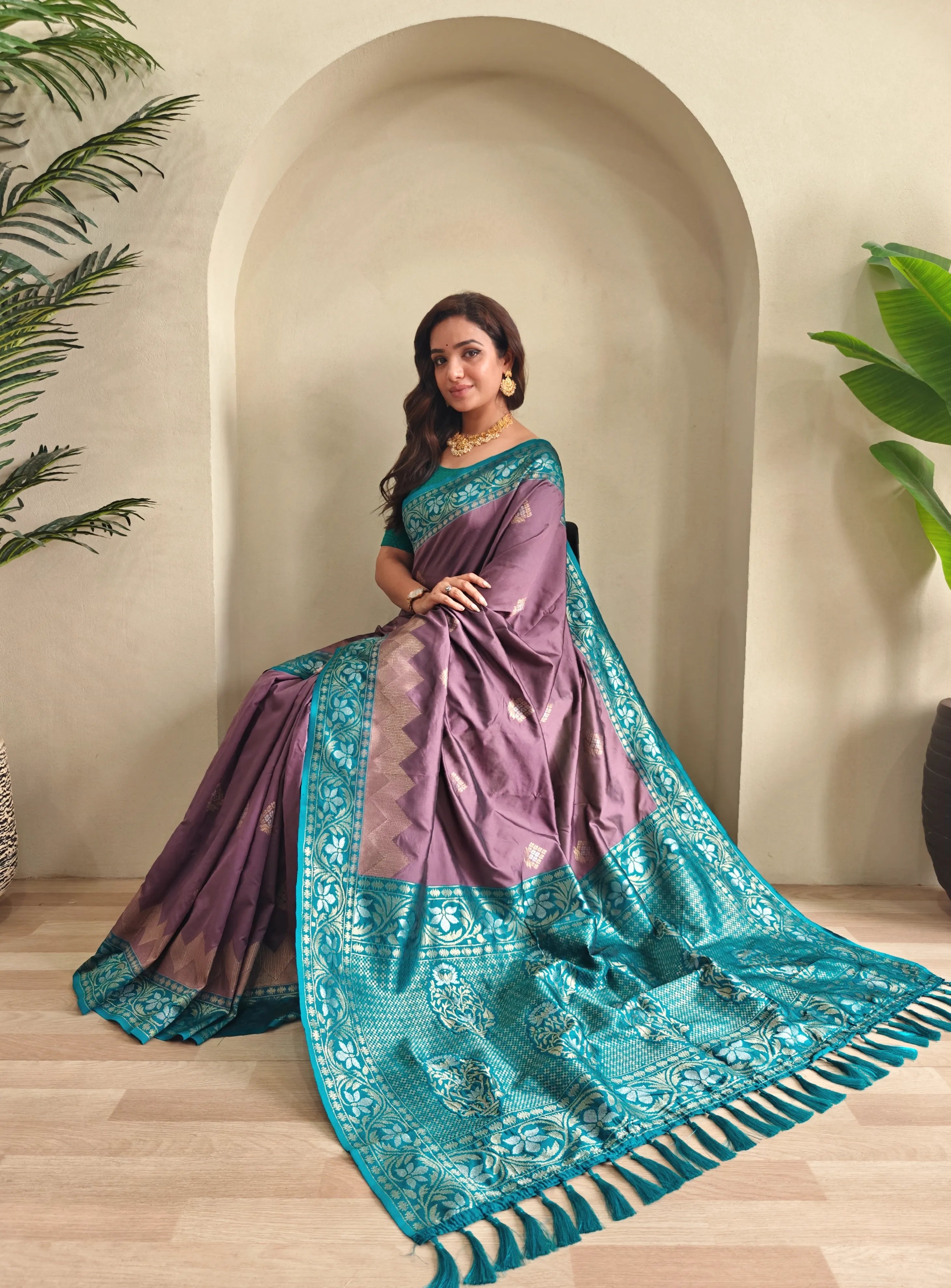 Dual Tone Designer Banarasi Soft Silk Saree