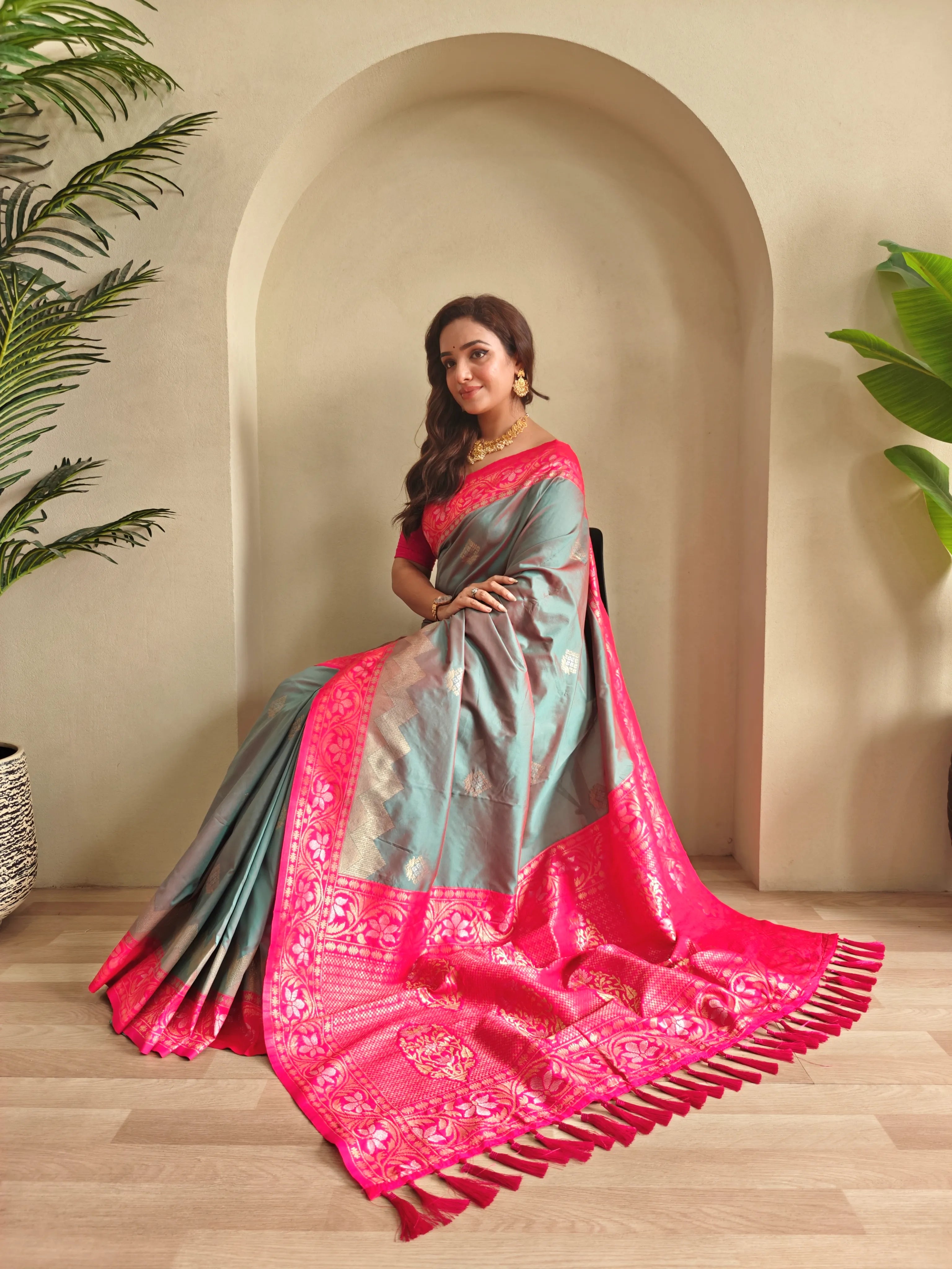 Dual Tone Designer Banarasi Soft Silk Saree