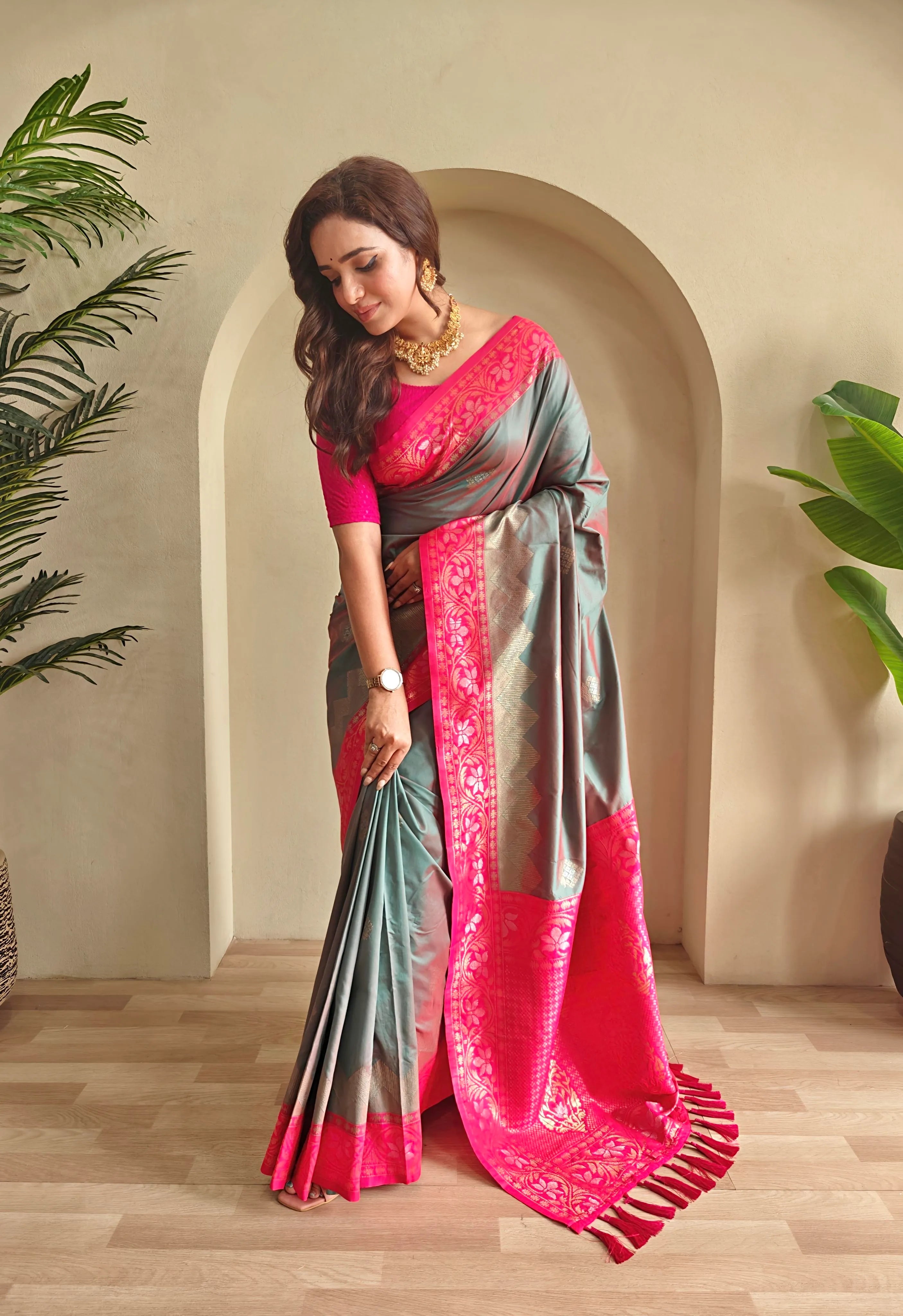 Dual Tone Designer Banarasi Soft Silk Saree