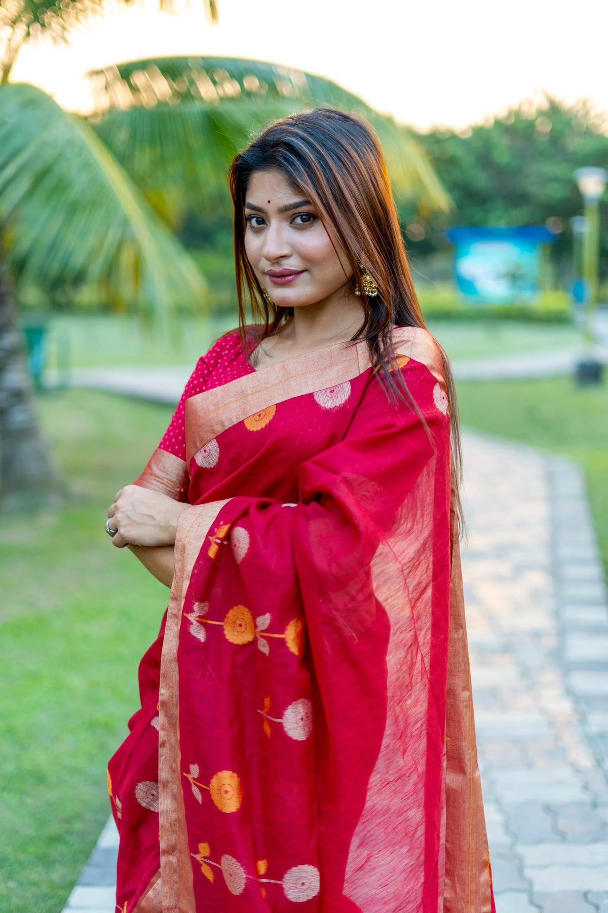 Linen Silk Jamdani Border Floral Printed Saree