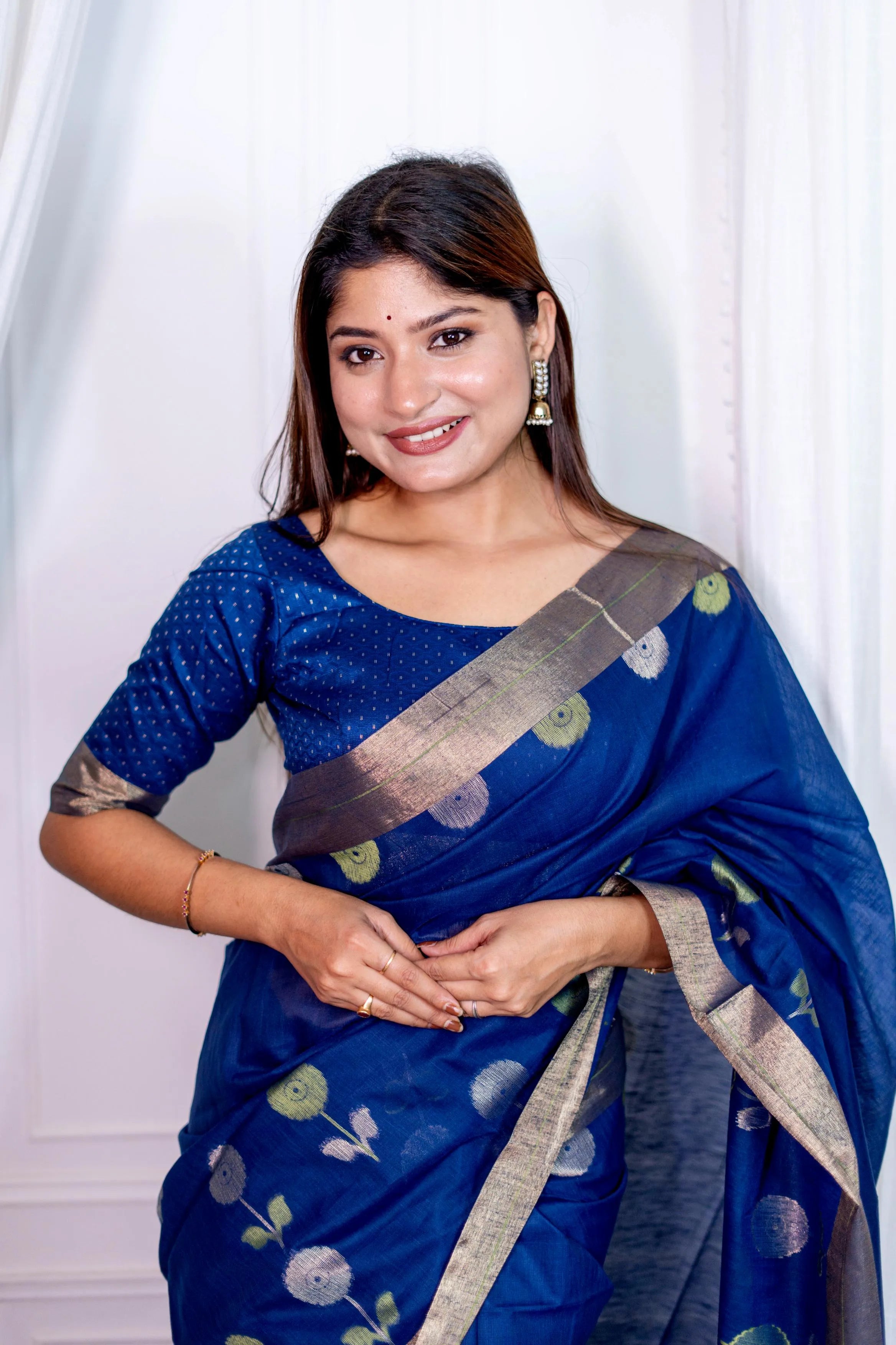 Linen Silk Jamdani Border Floral Printed Saree