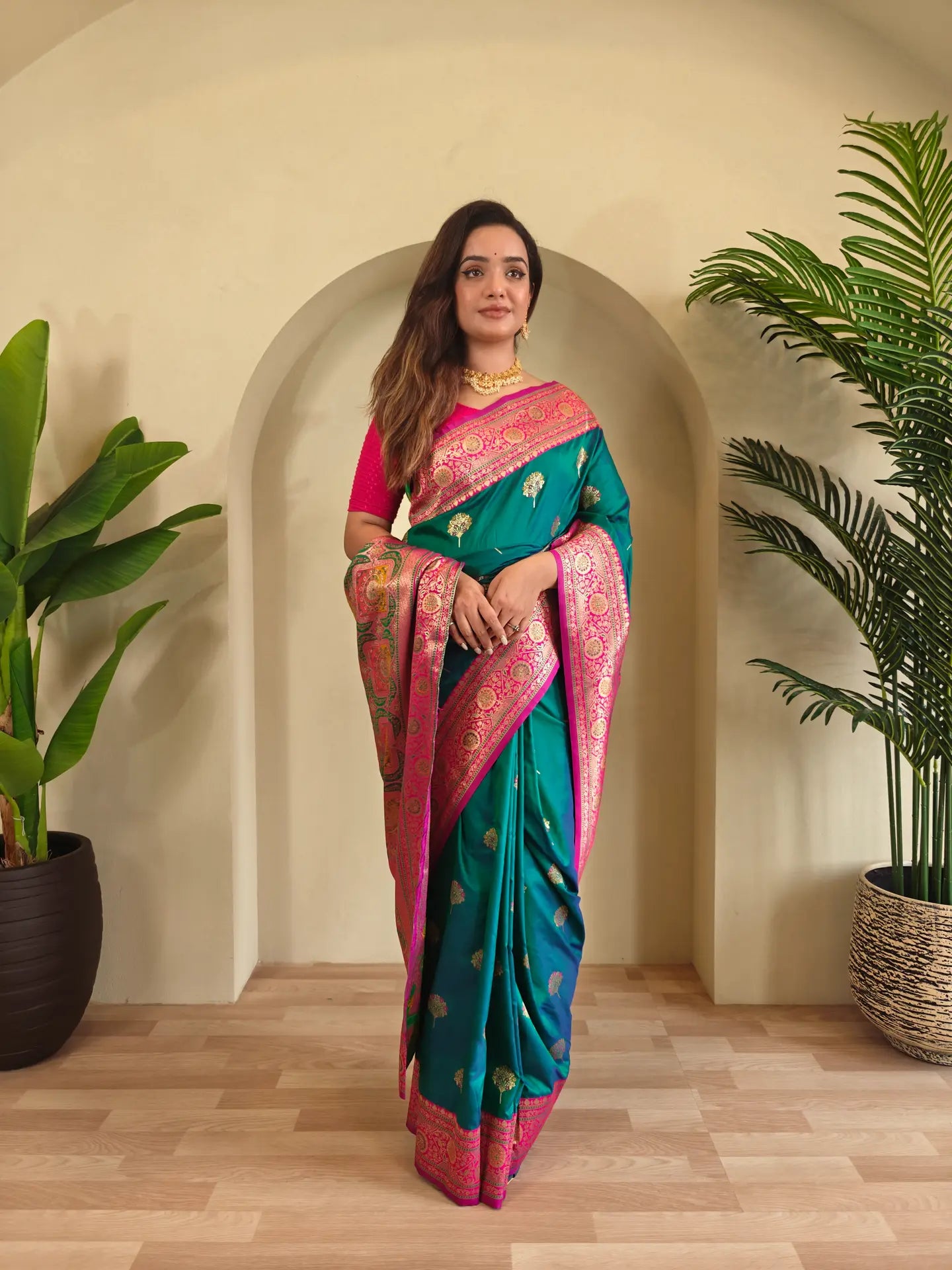 Banarasi Intricate Color Thread Saree