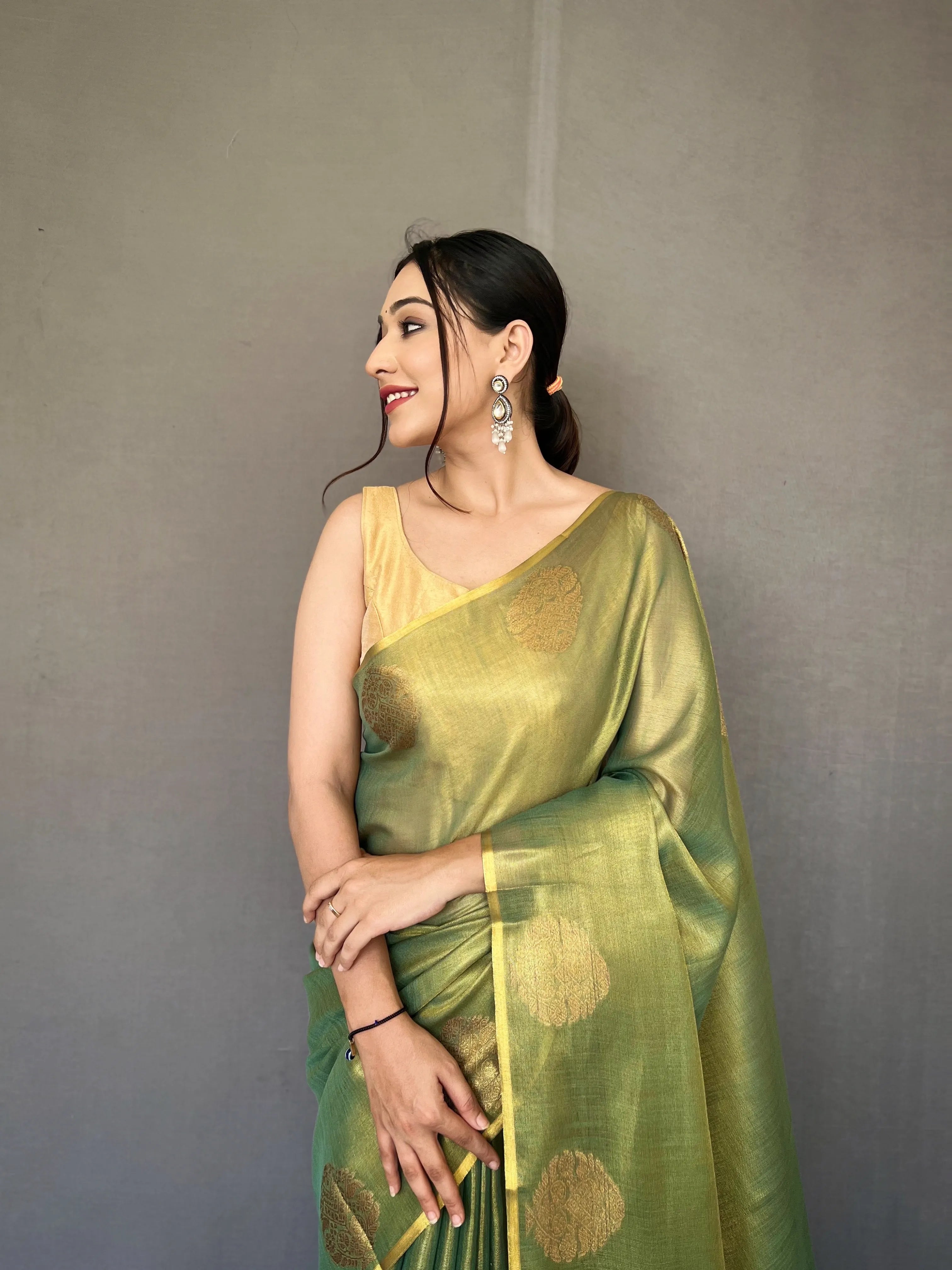 Tissue Silk Jacquard Weaving Saree
