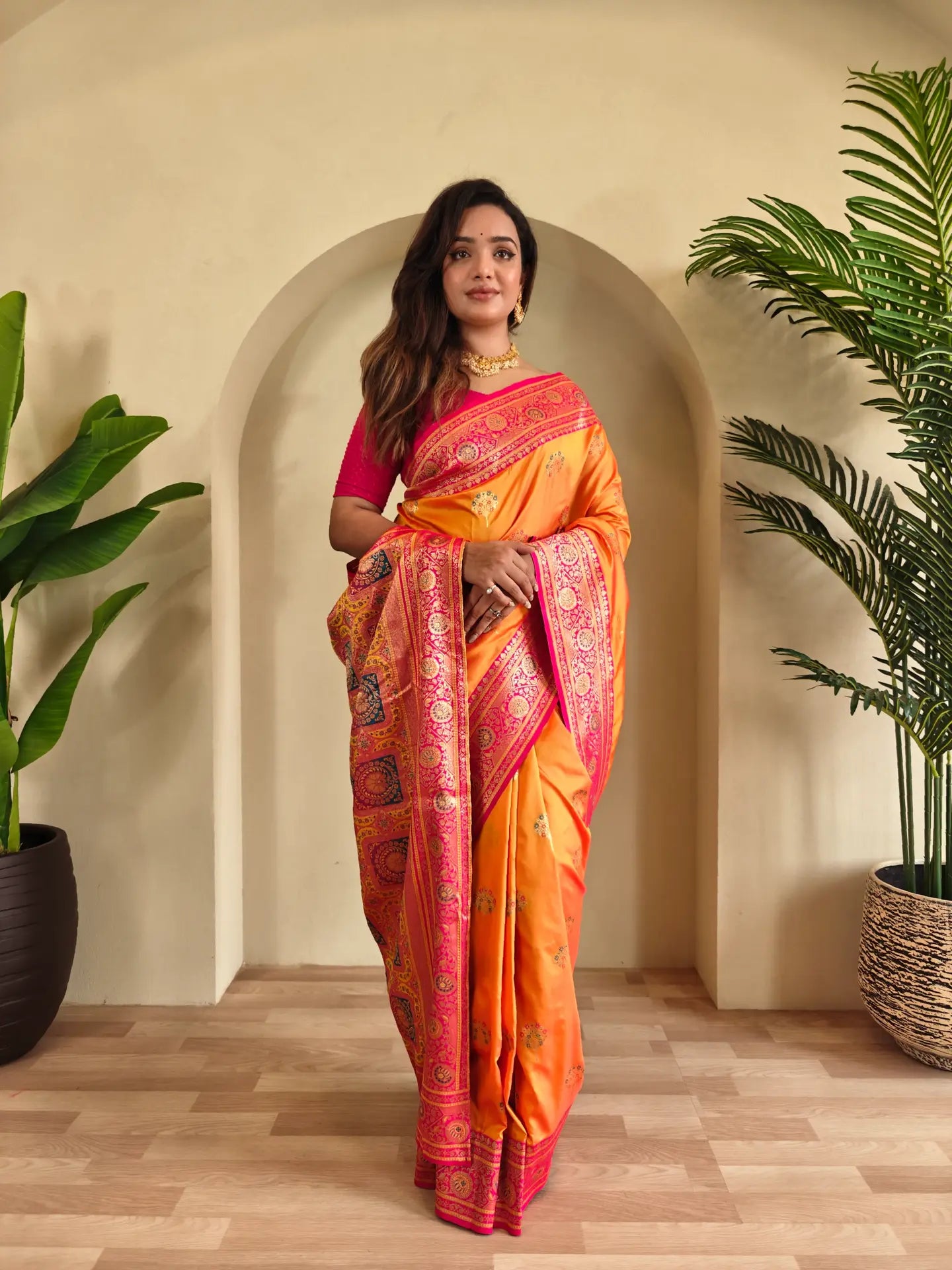 Banarasi Intricate Color Thread Saree