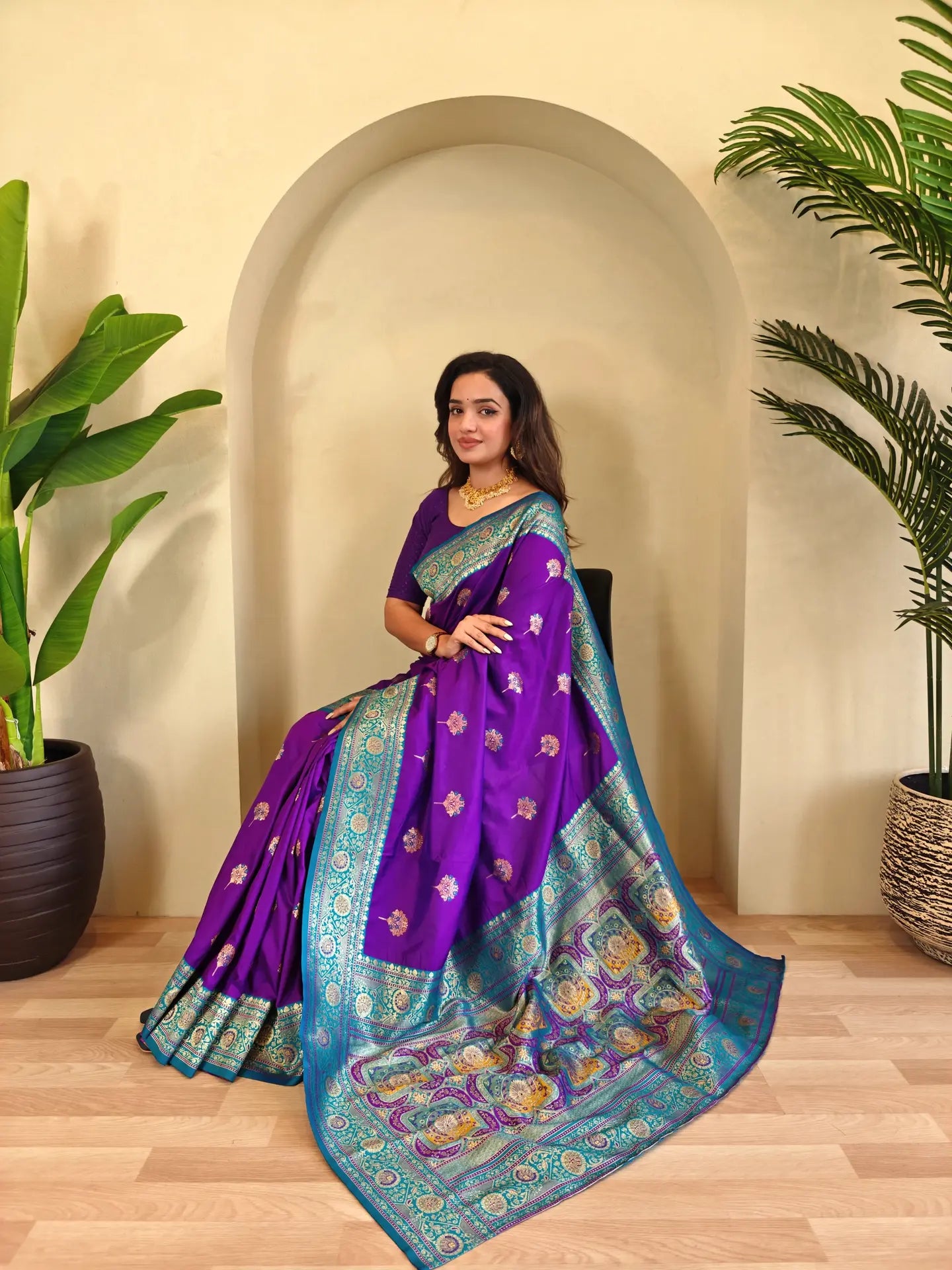 Banarasi Intricate Color Thread Saree