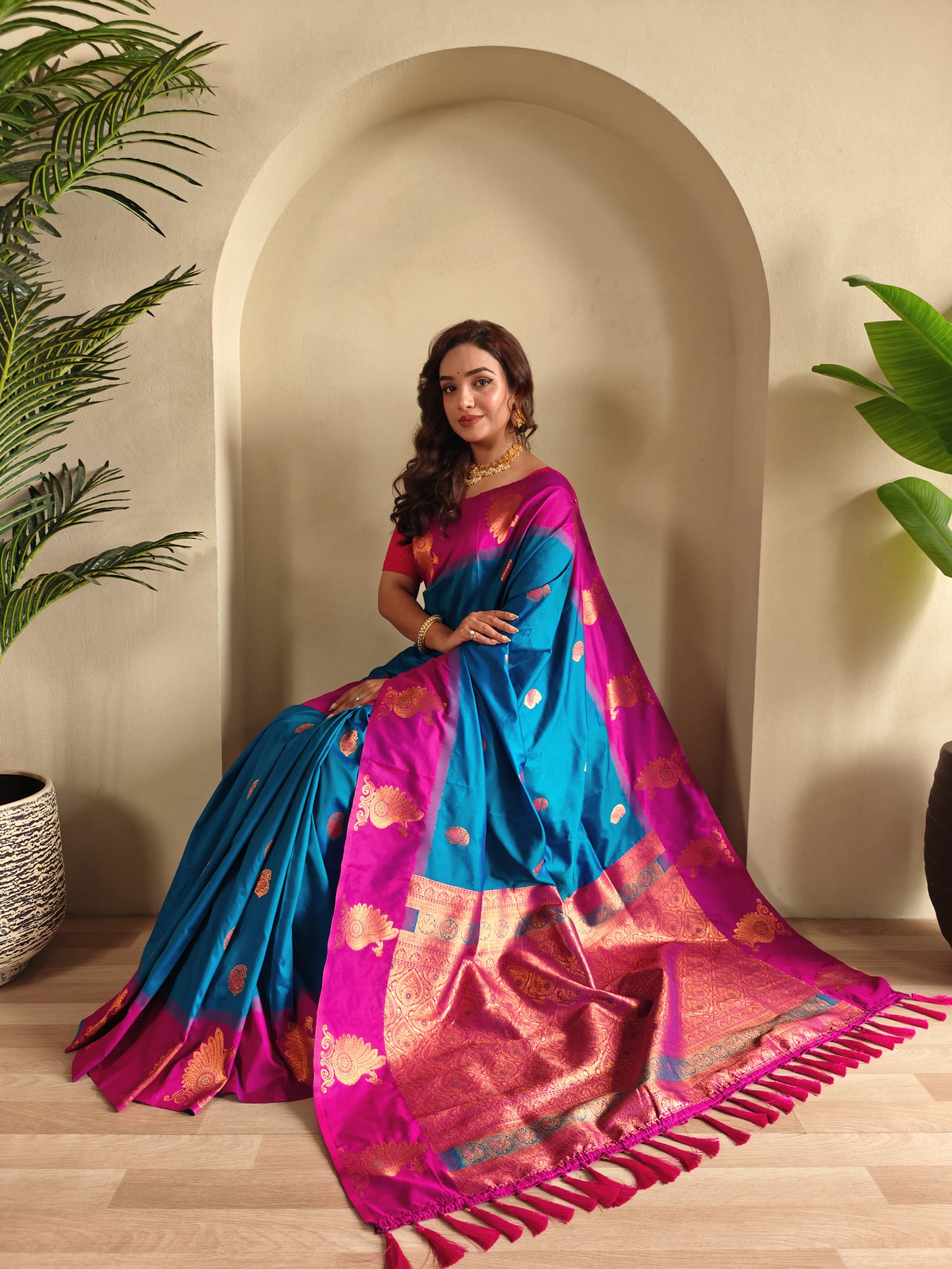 Dual Tone Unique Peacock Border Soft Silk Saree