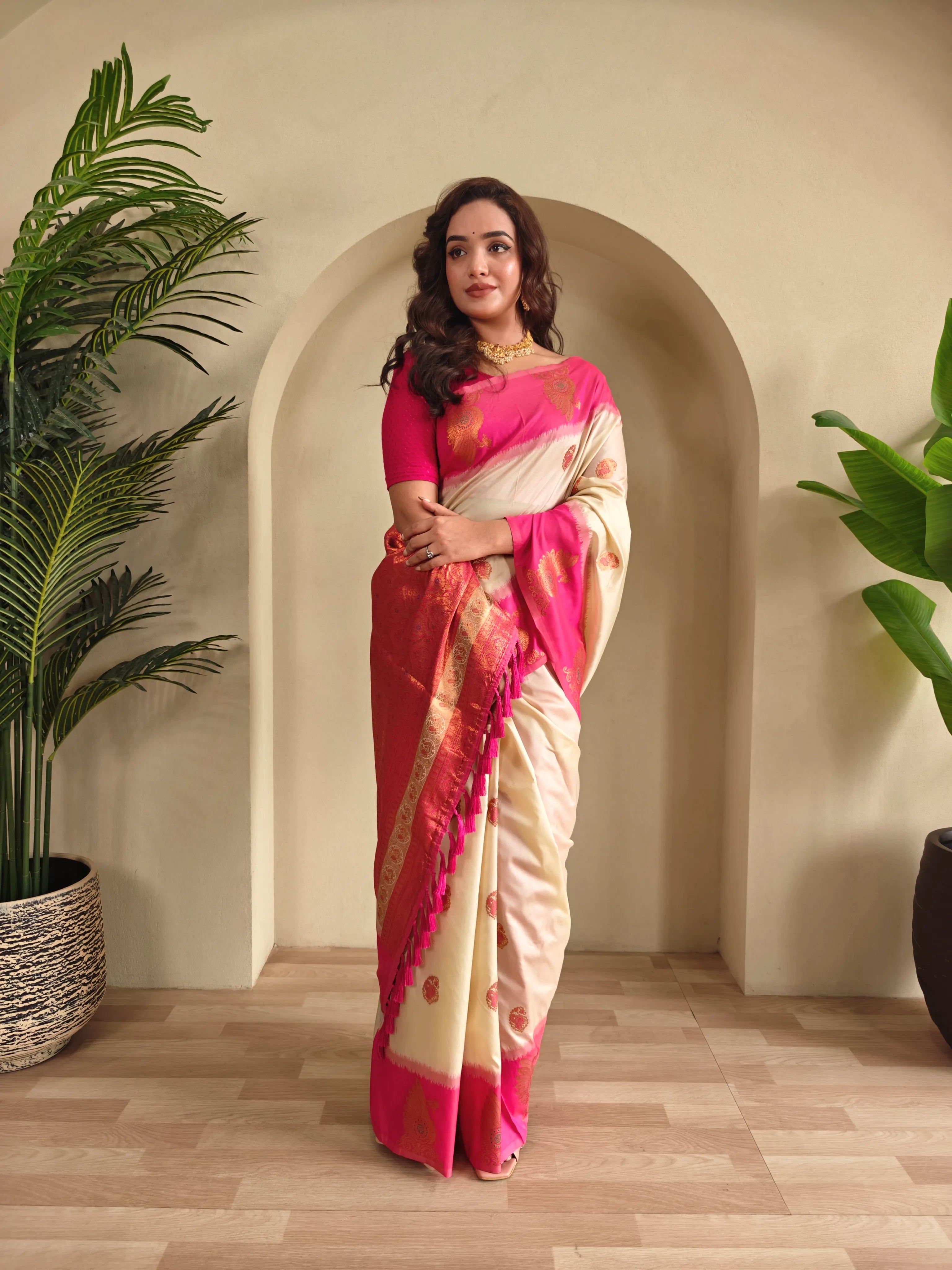 Dual Tone Unique Peacock Border Soft Silk Saree