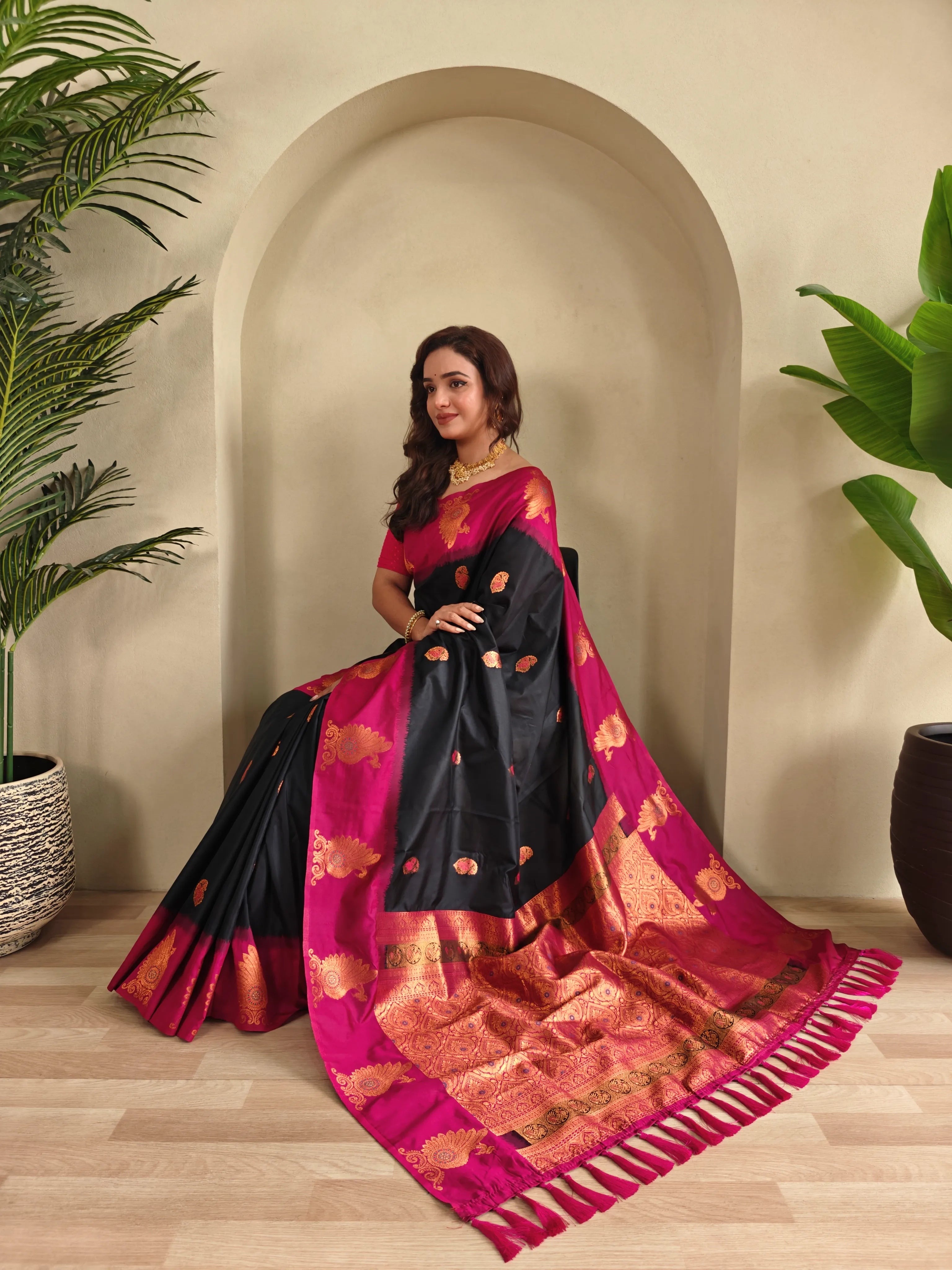 Dual Tone Unique Peacock Border Soft Silk Saree