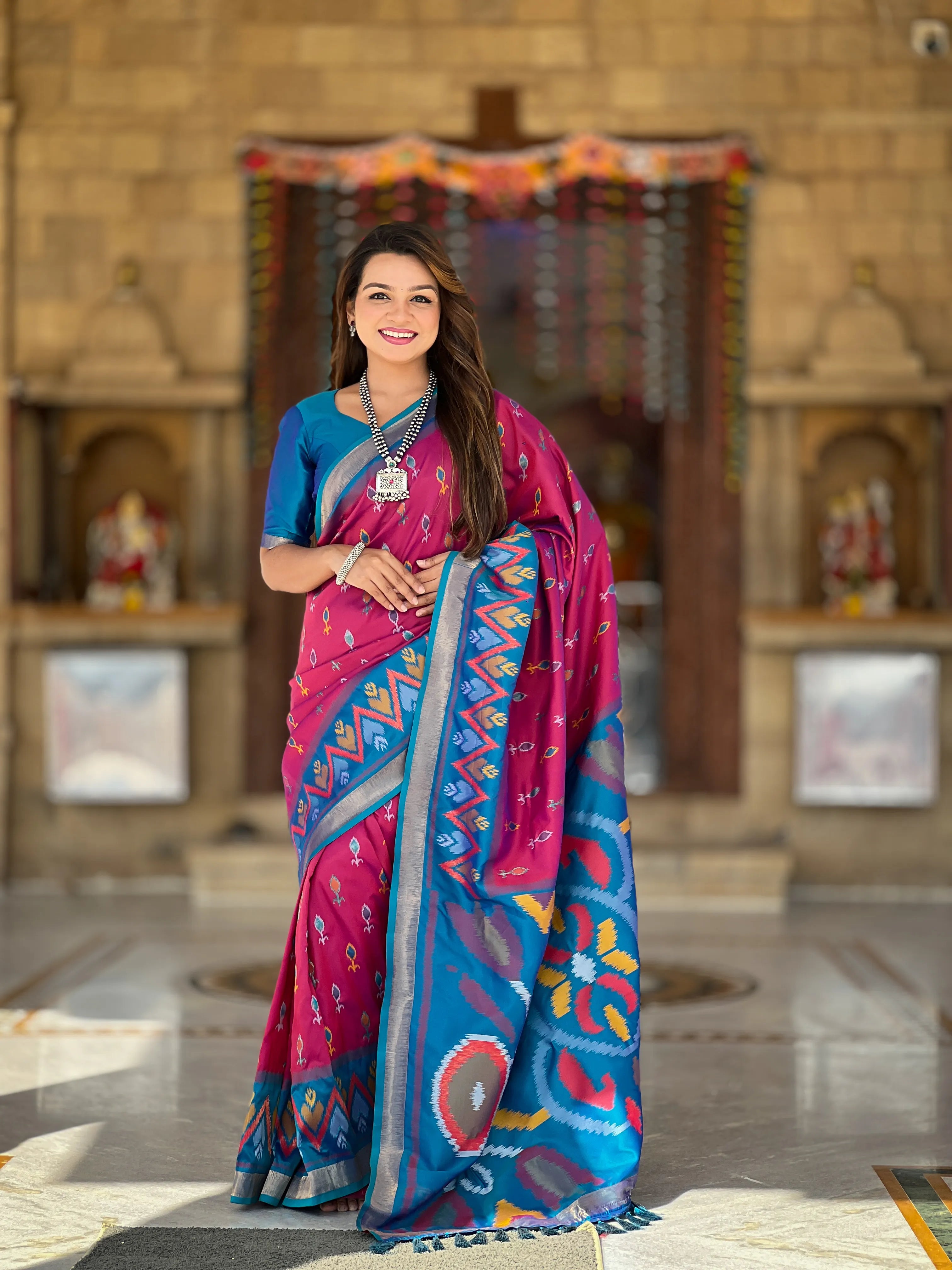 Ikkat Soft Silk Patola Guranted Fabric Saree