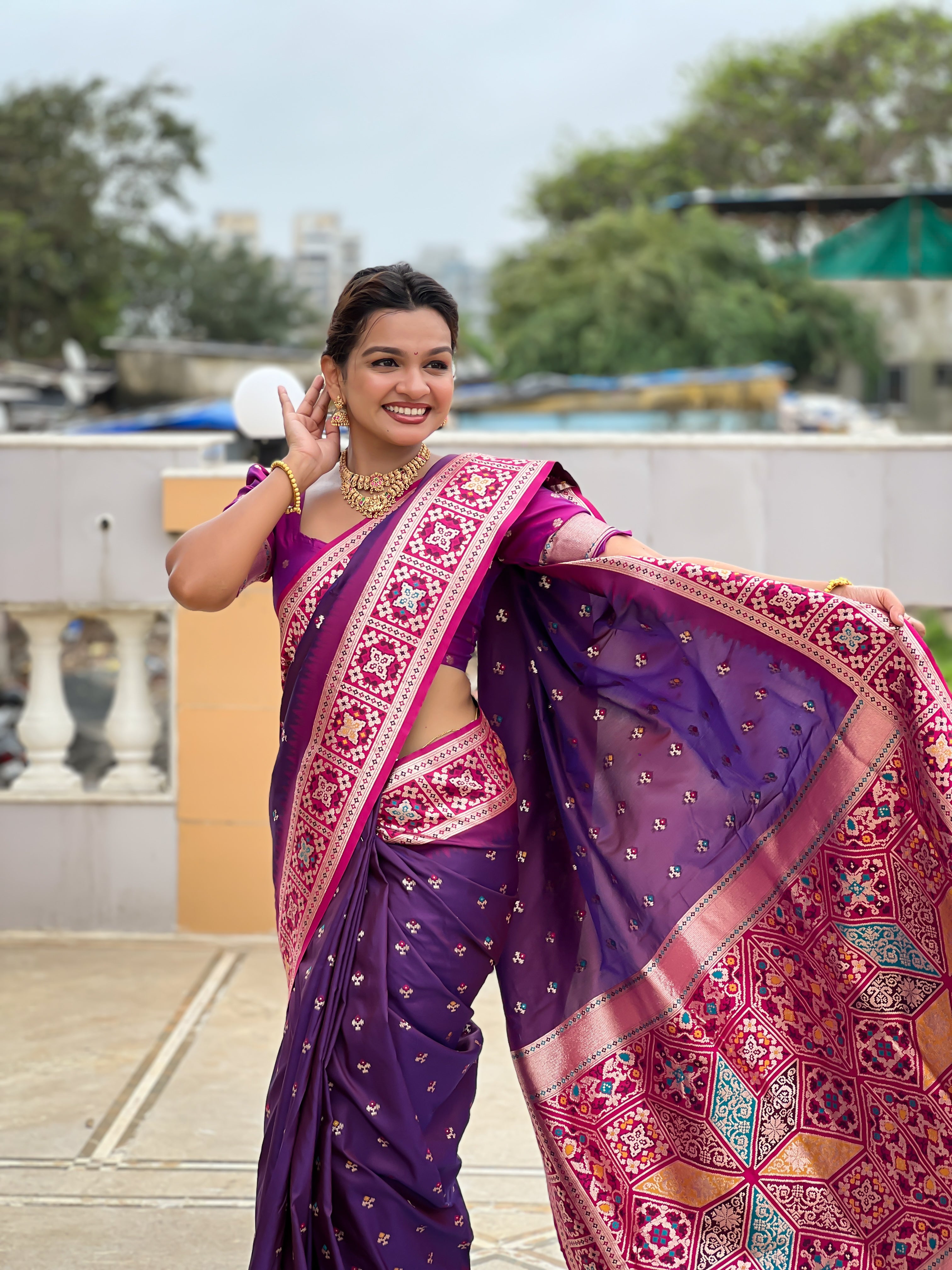 Soft Silk Banarasi Meenakari Rich Pallu Saree