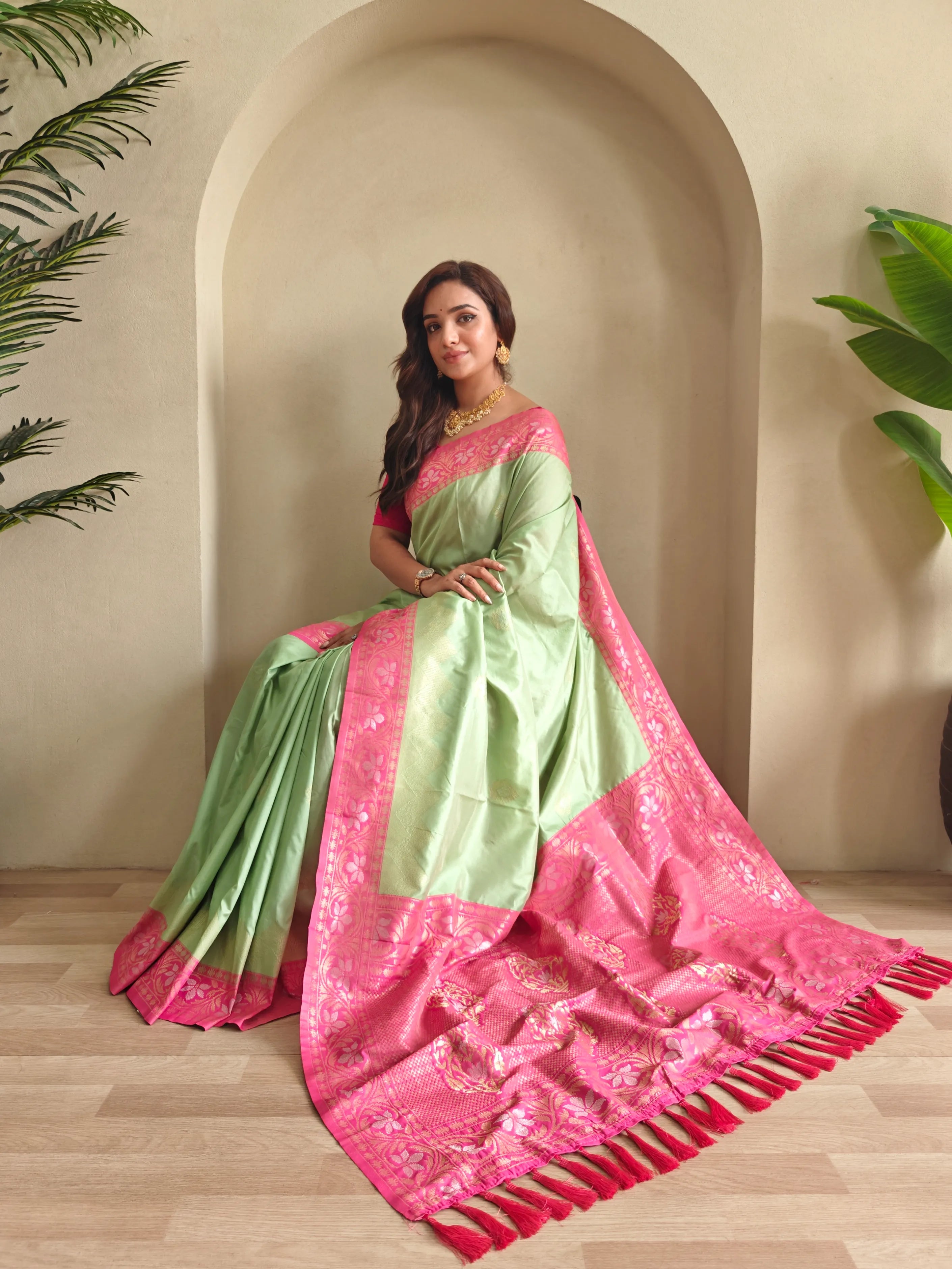 Dual Tone Designer Banarasi Soft Silk Saree