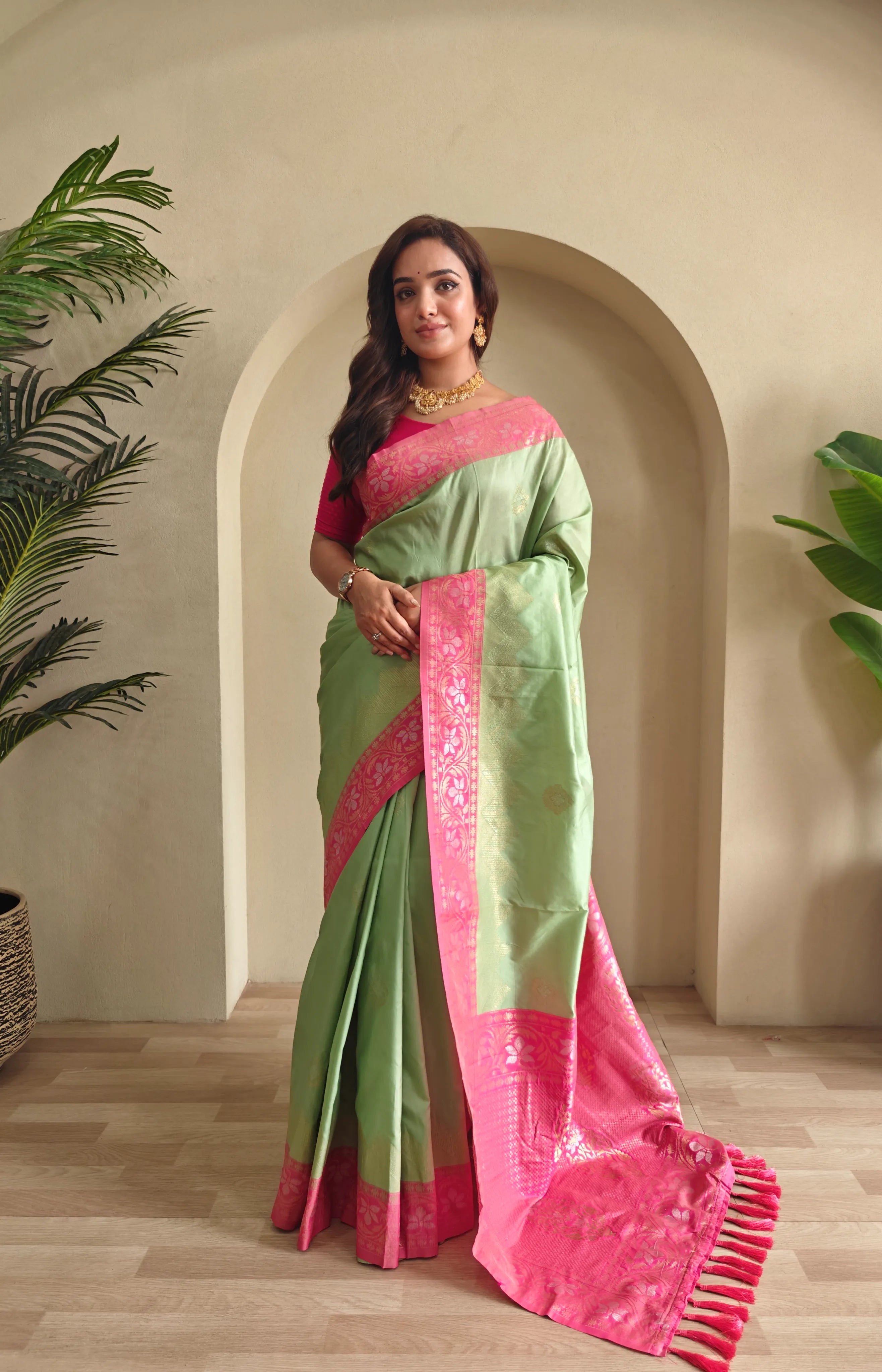 Dual Tone Designer Banarasi Soft Silk Saree