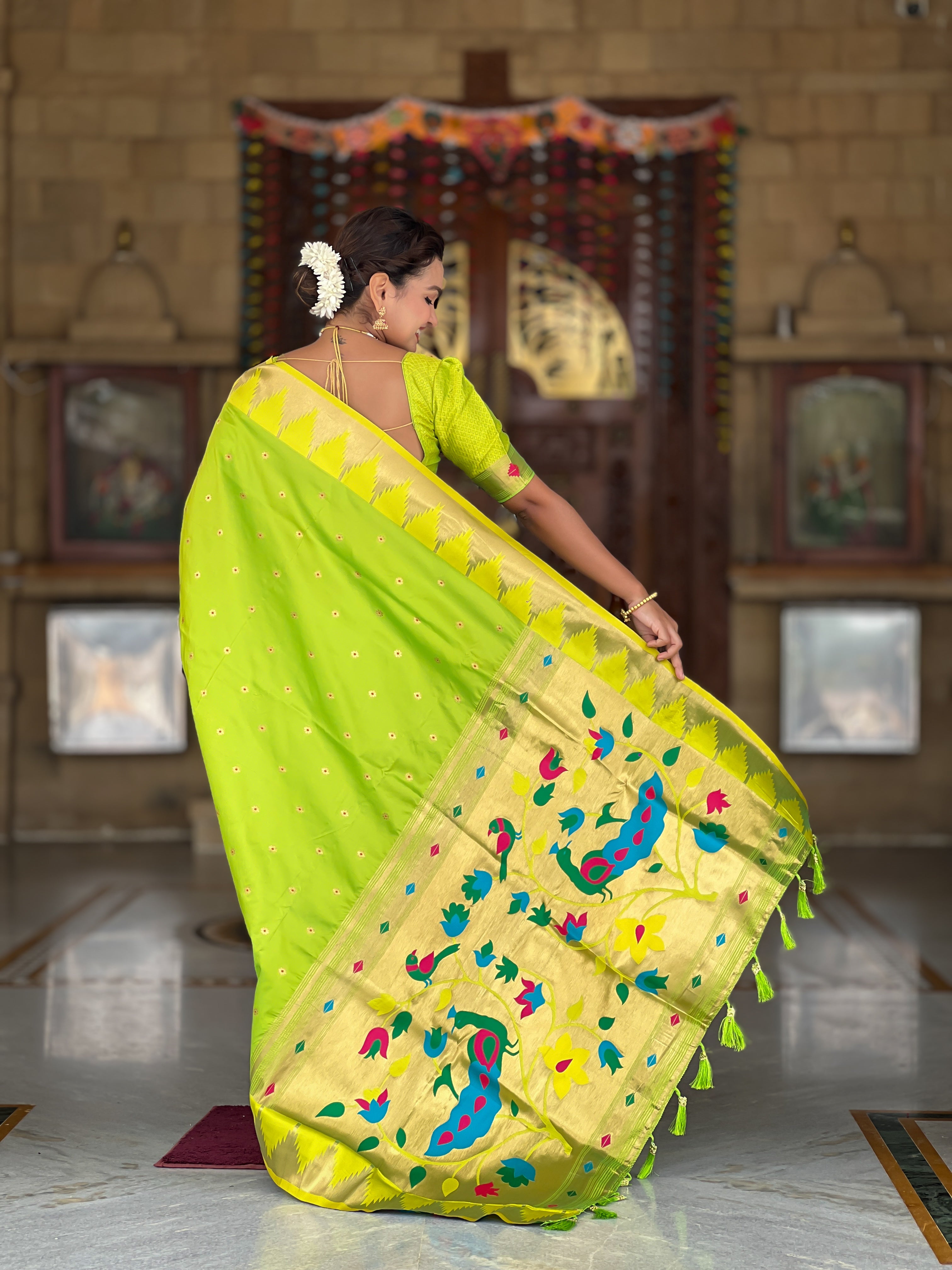 Soft Silk Designer Temple Paithani Saree
