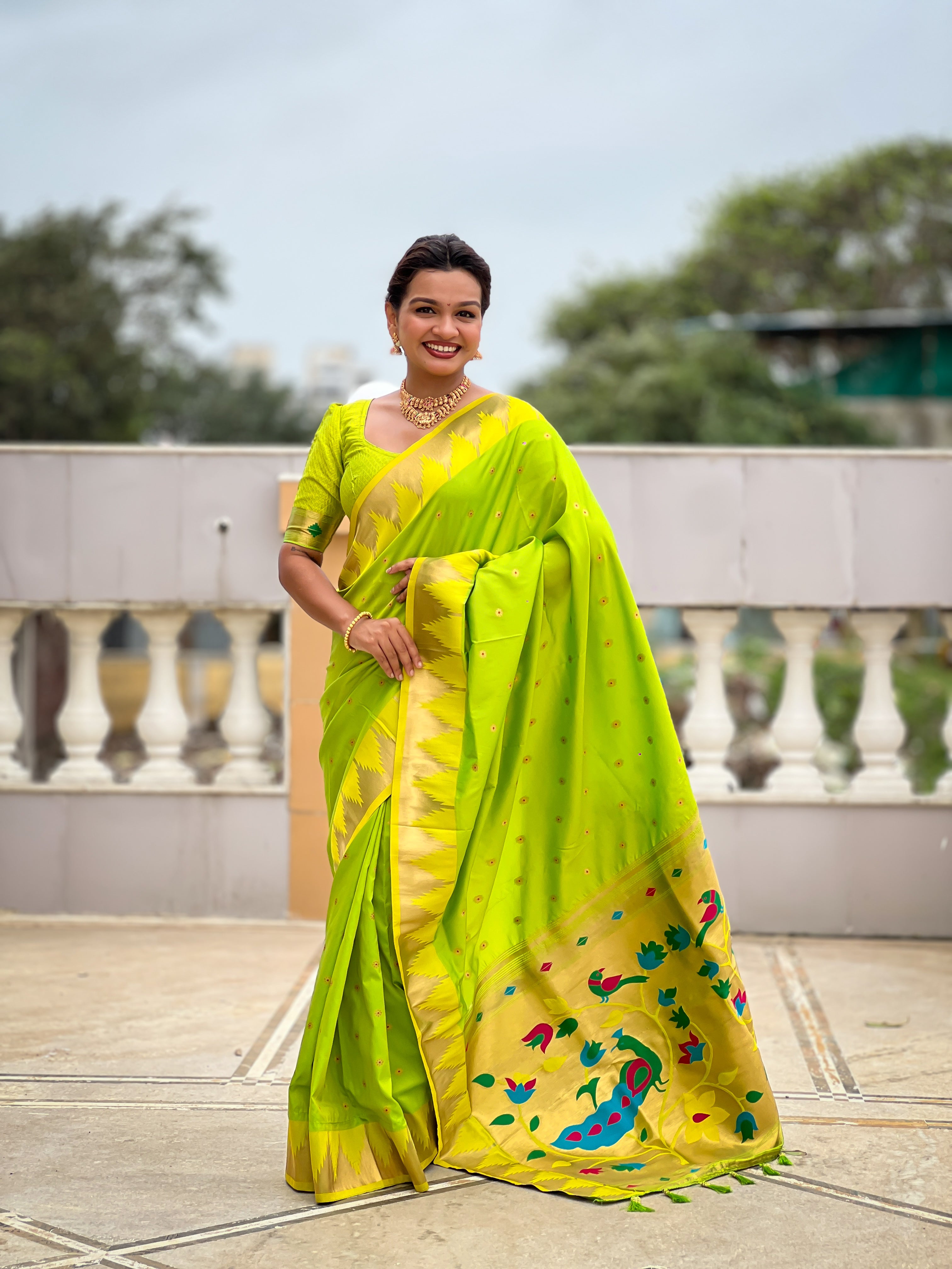 Soft Silk Designer Temple Paithani Saree