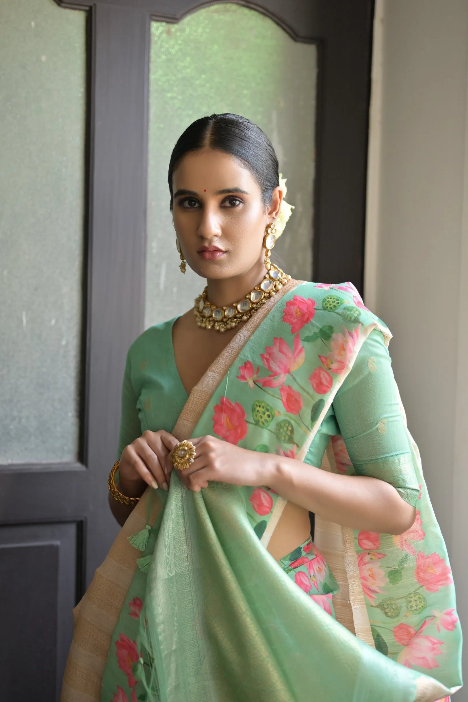 Soft Silk Lotus Pichwai Printed Saree