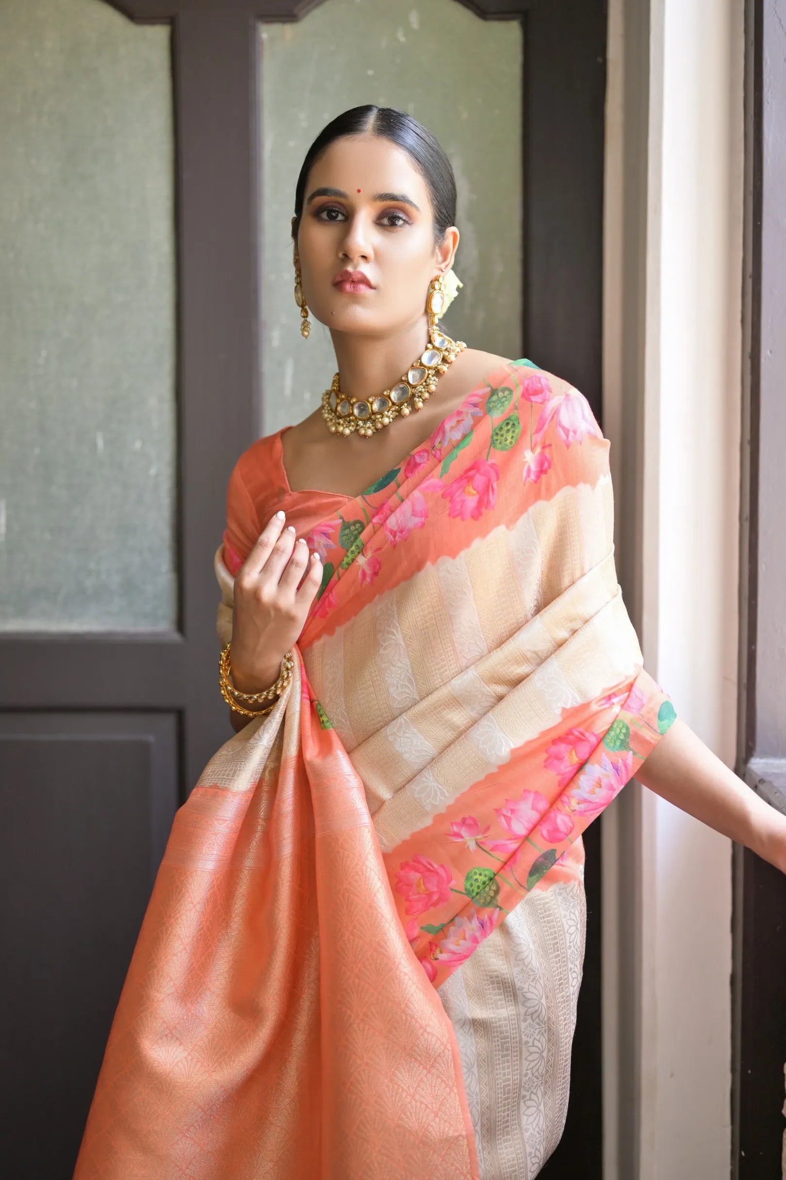 Soft Silk Lotus Pichwai Printed Saree