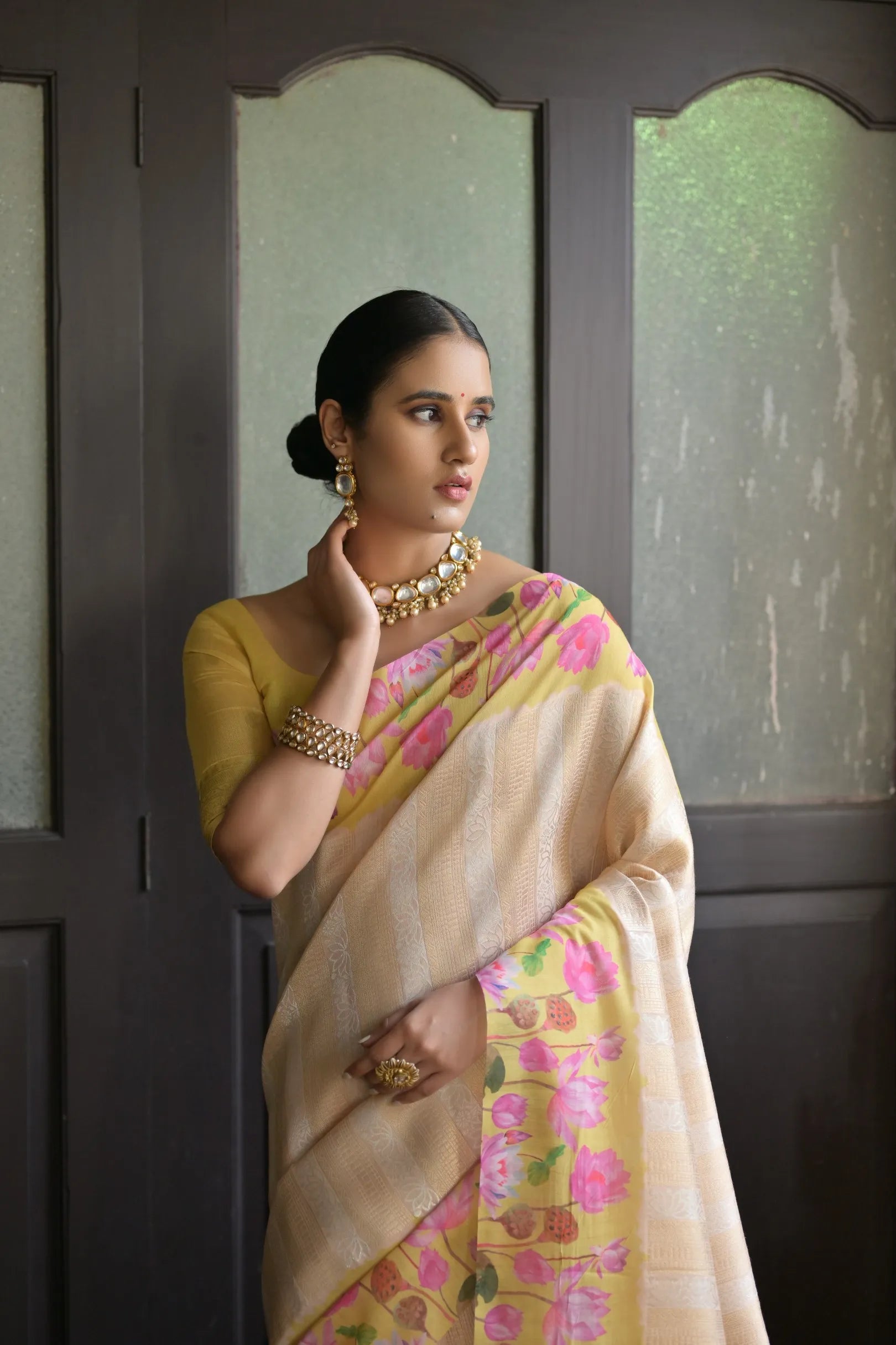 Soft Silk Lotus Pichwai Printed Saree