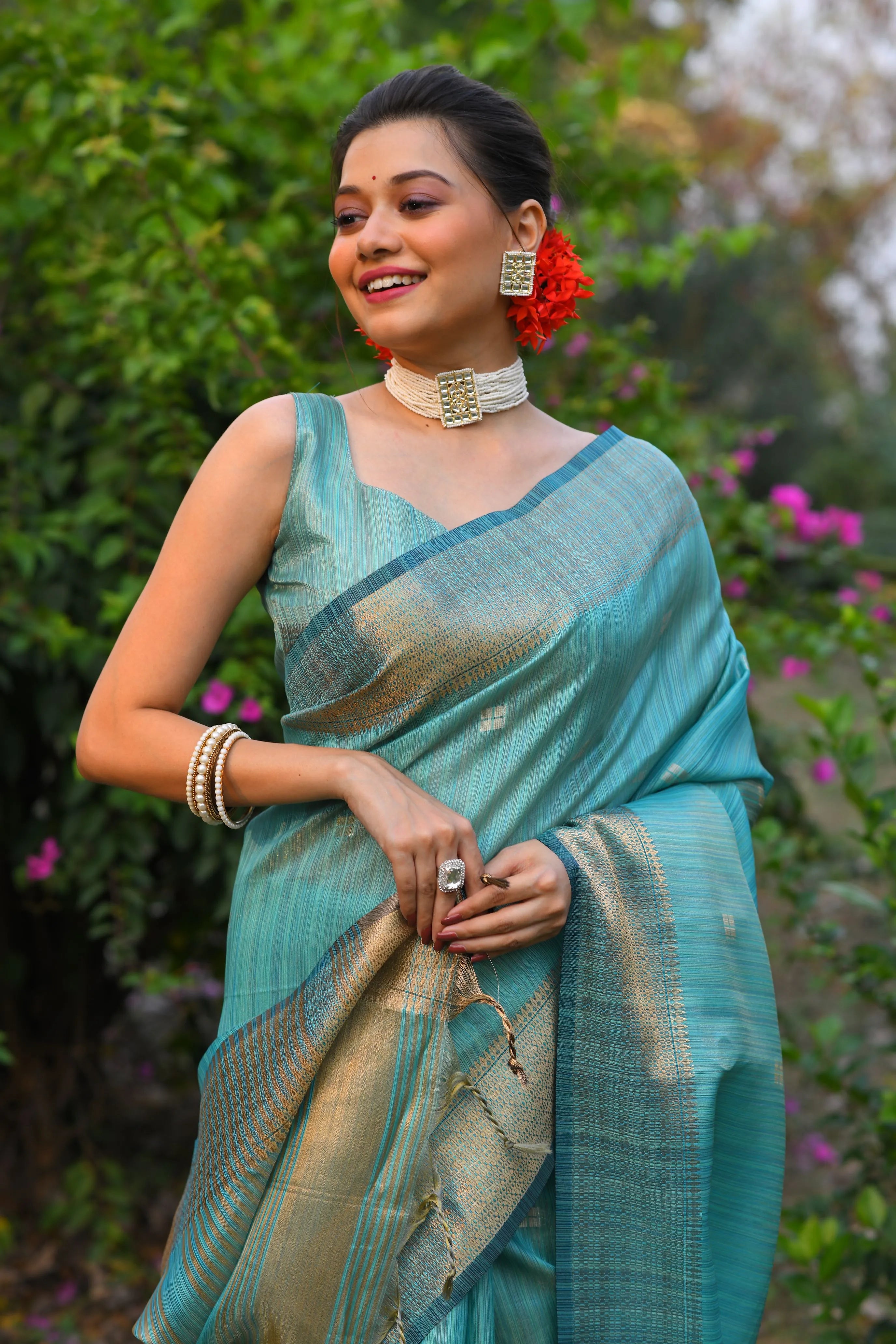 Maheshwari Zari Woven Soft Silk Saree