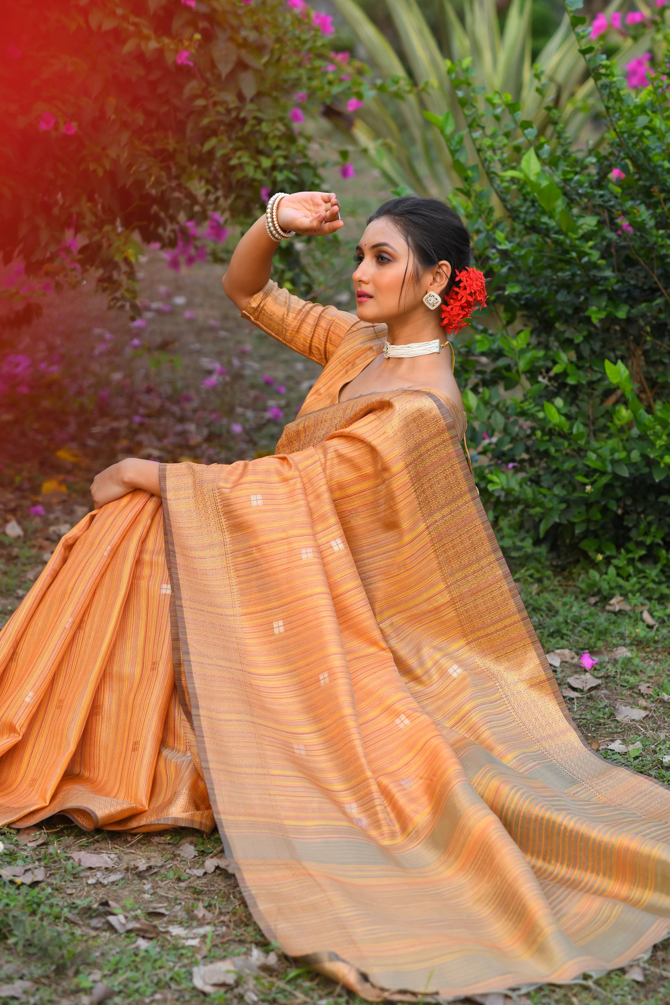 Maheshwari Zari Woven Soft Silk Saree