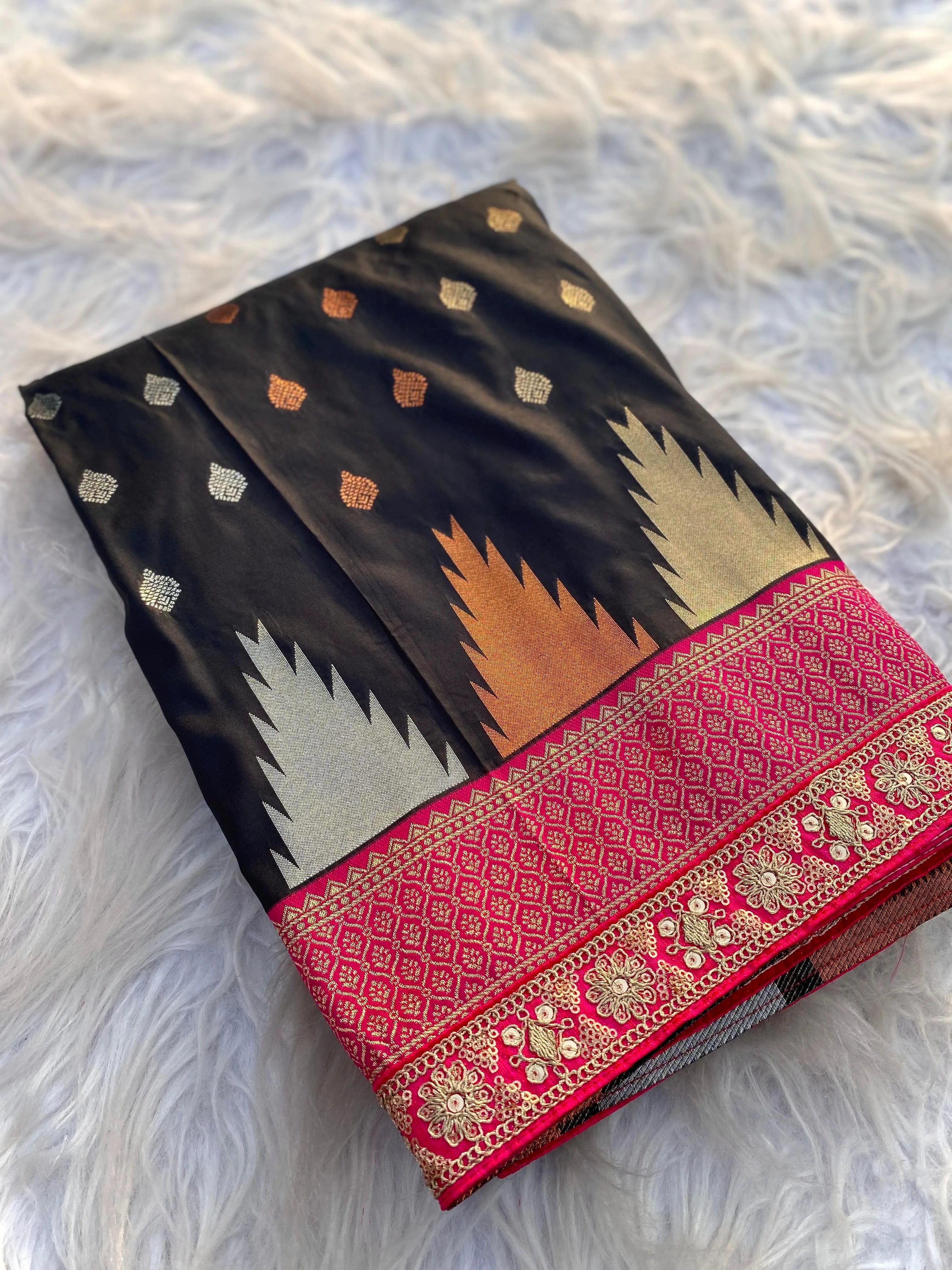 Semi Kanchipuram Temple Weaving Border Saree