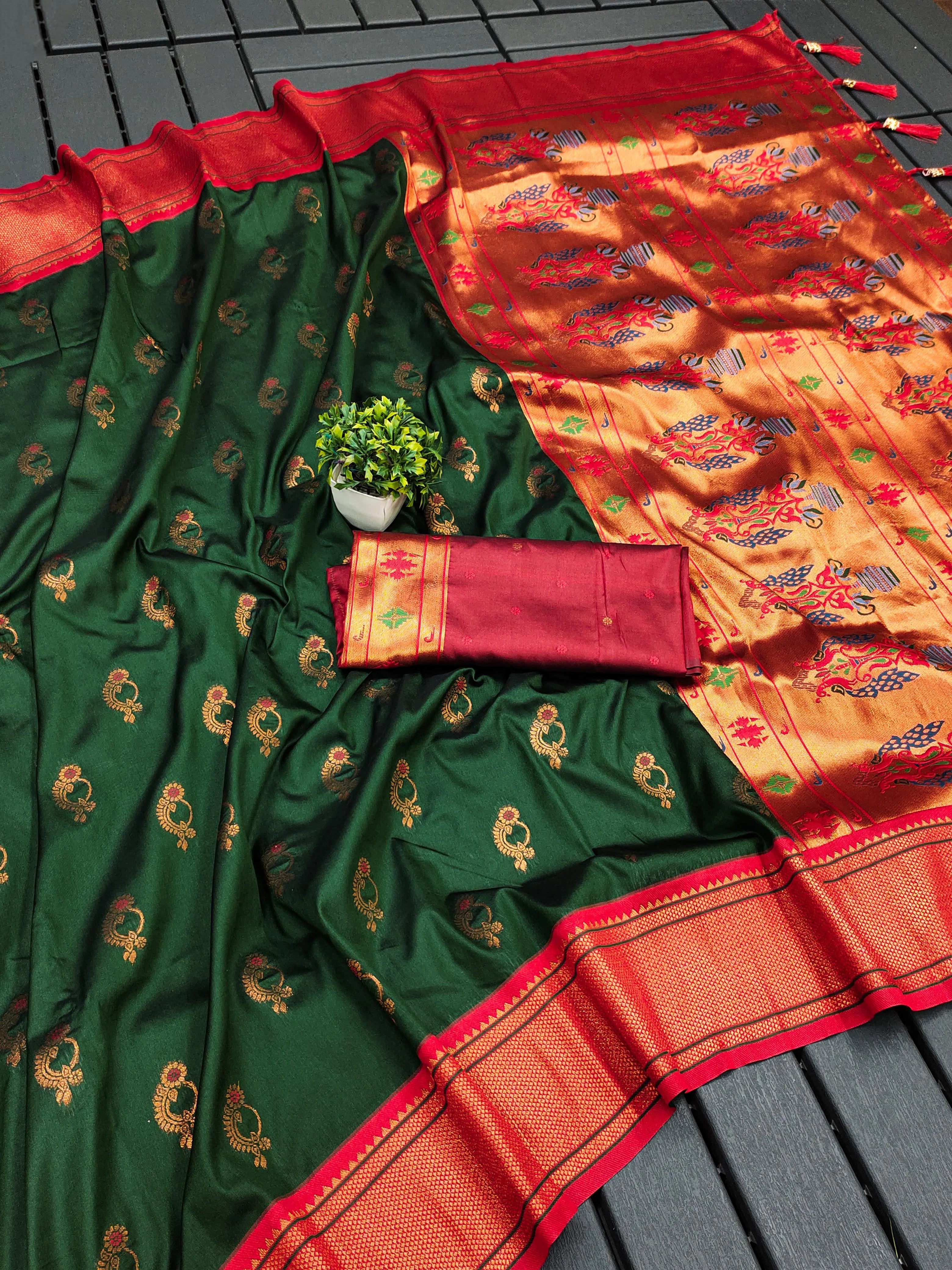 Designer Paithani Nath Paithani Saree