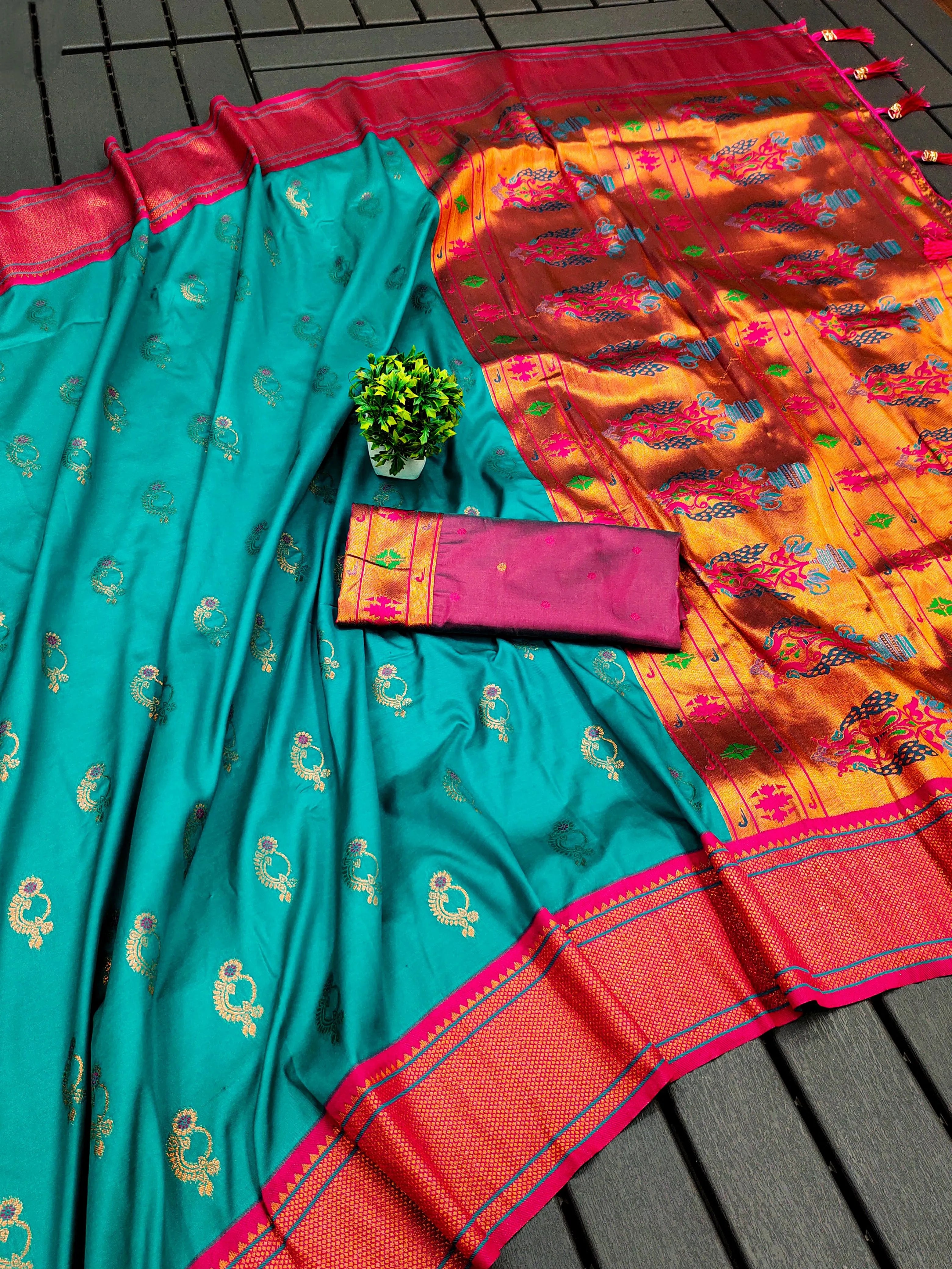 Designer Paithani Nath Paithani Saree