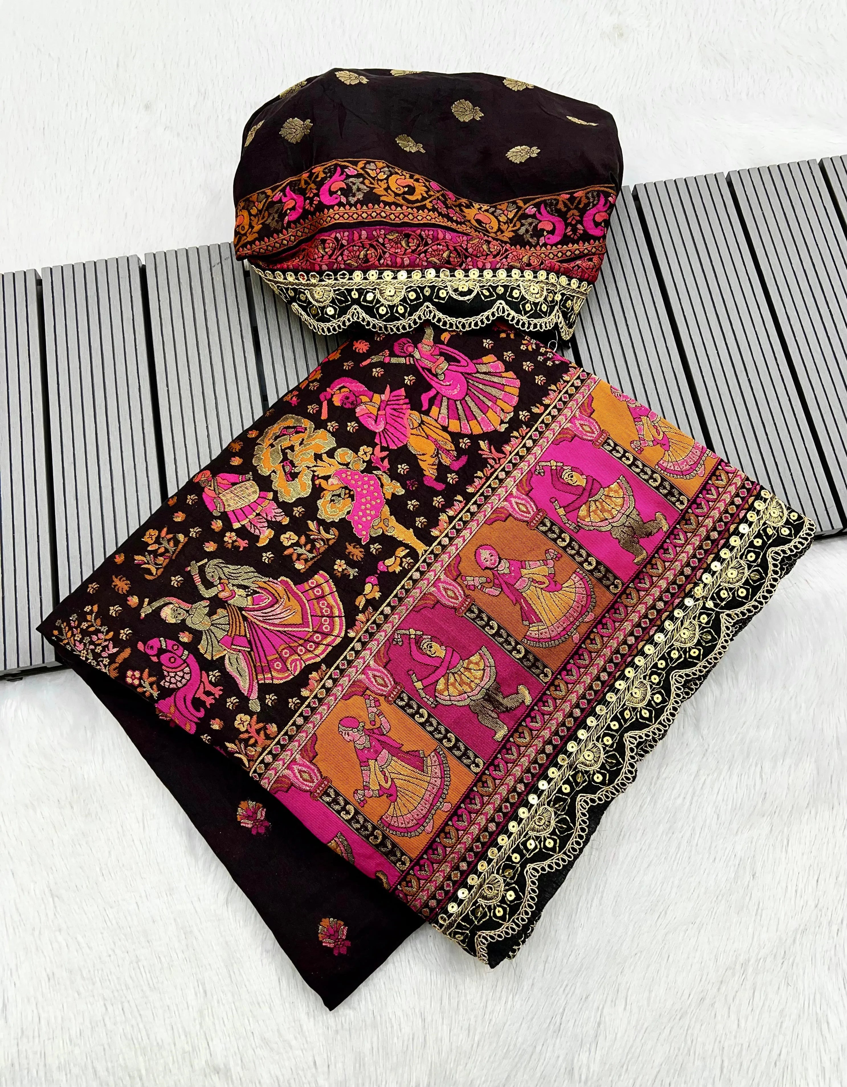 Soft Silk Pashmina Kashmiri Thread Lace Saree