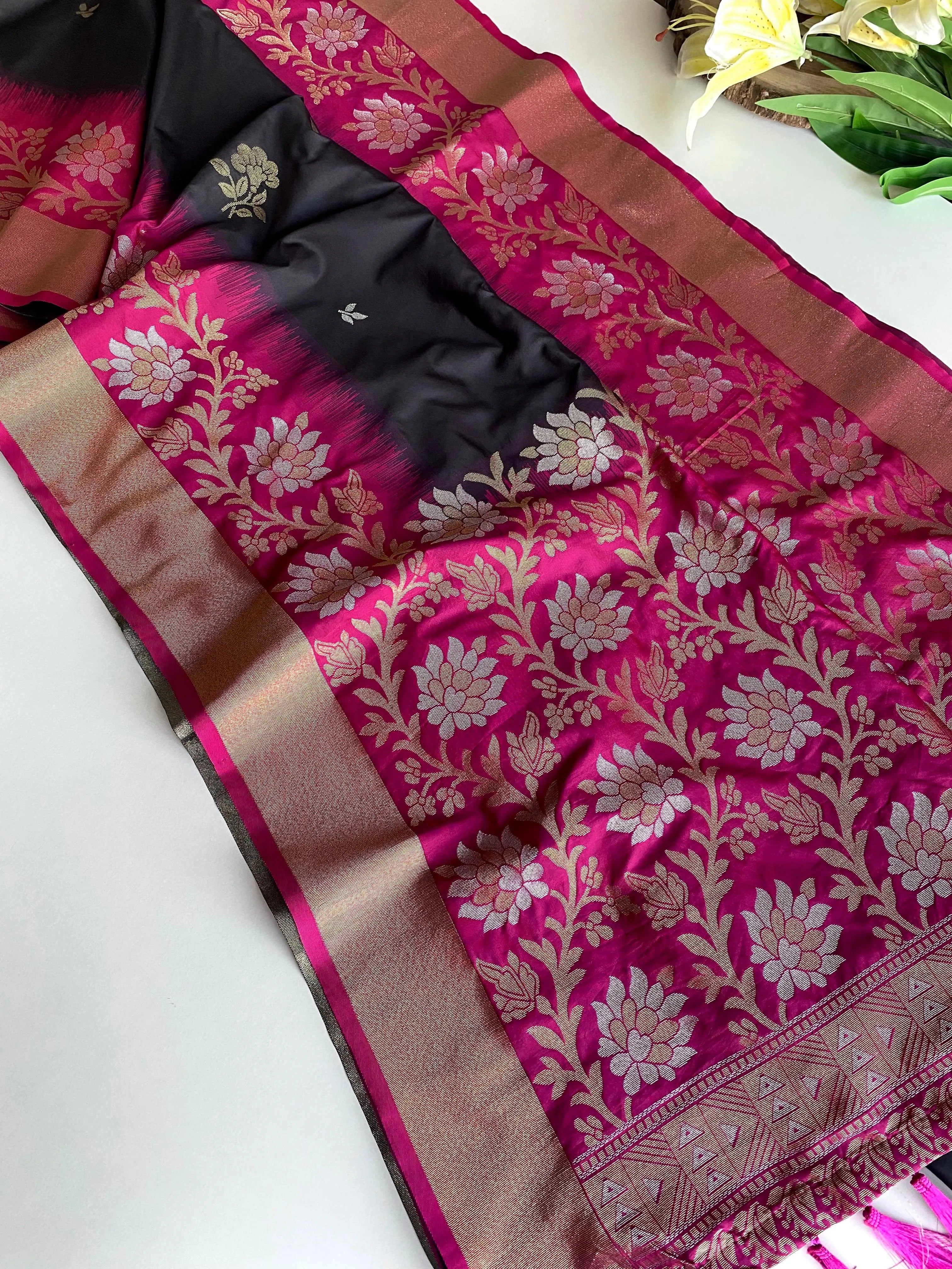 Dual Tone Contrast Pallu Designer Saree
