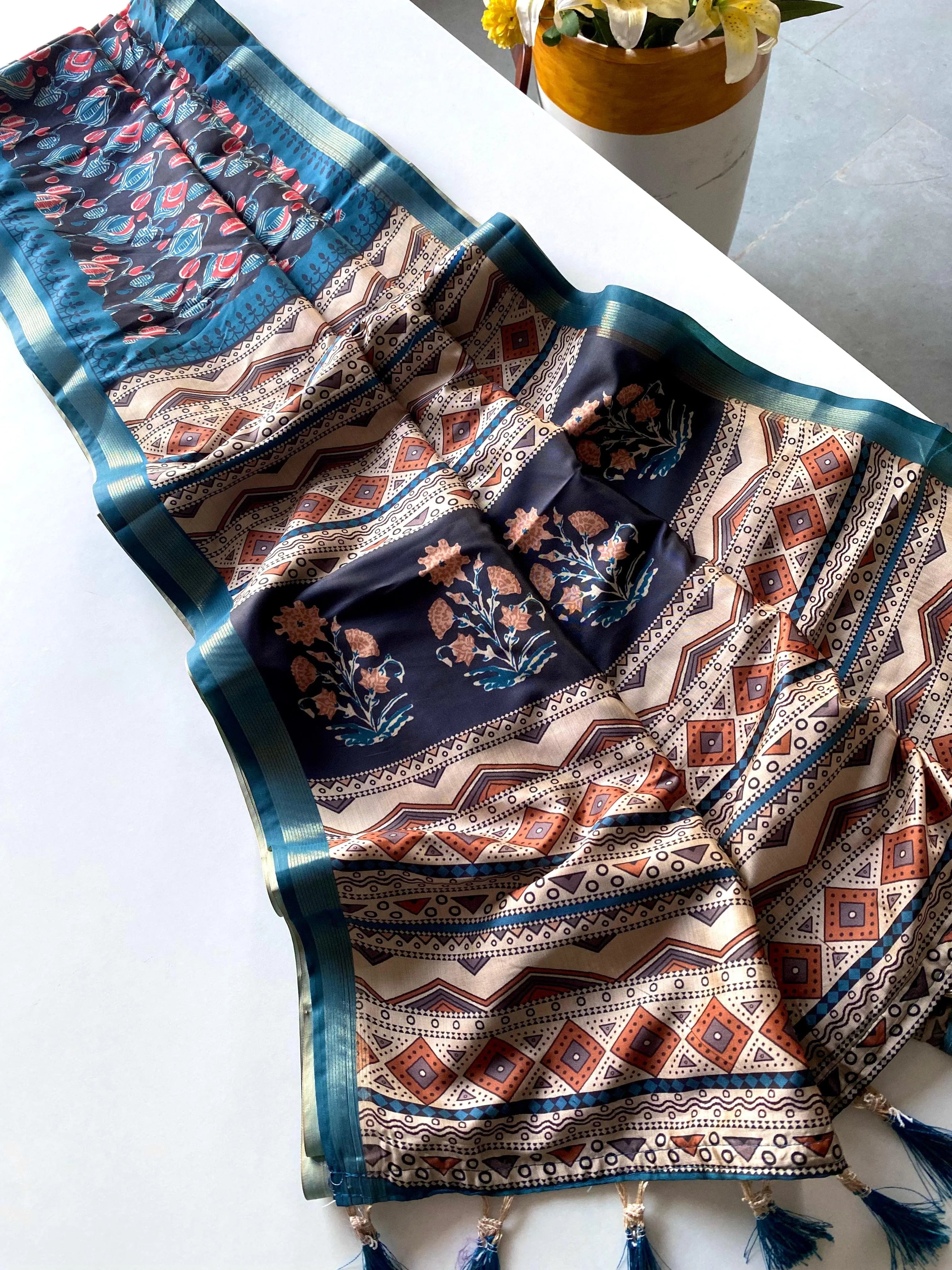 Dola Viscose Digital Printed Kalamkari Saree