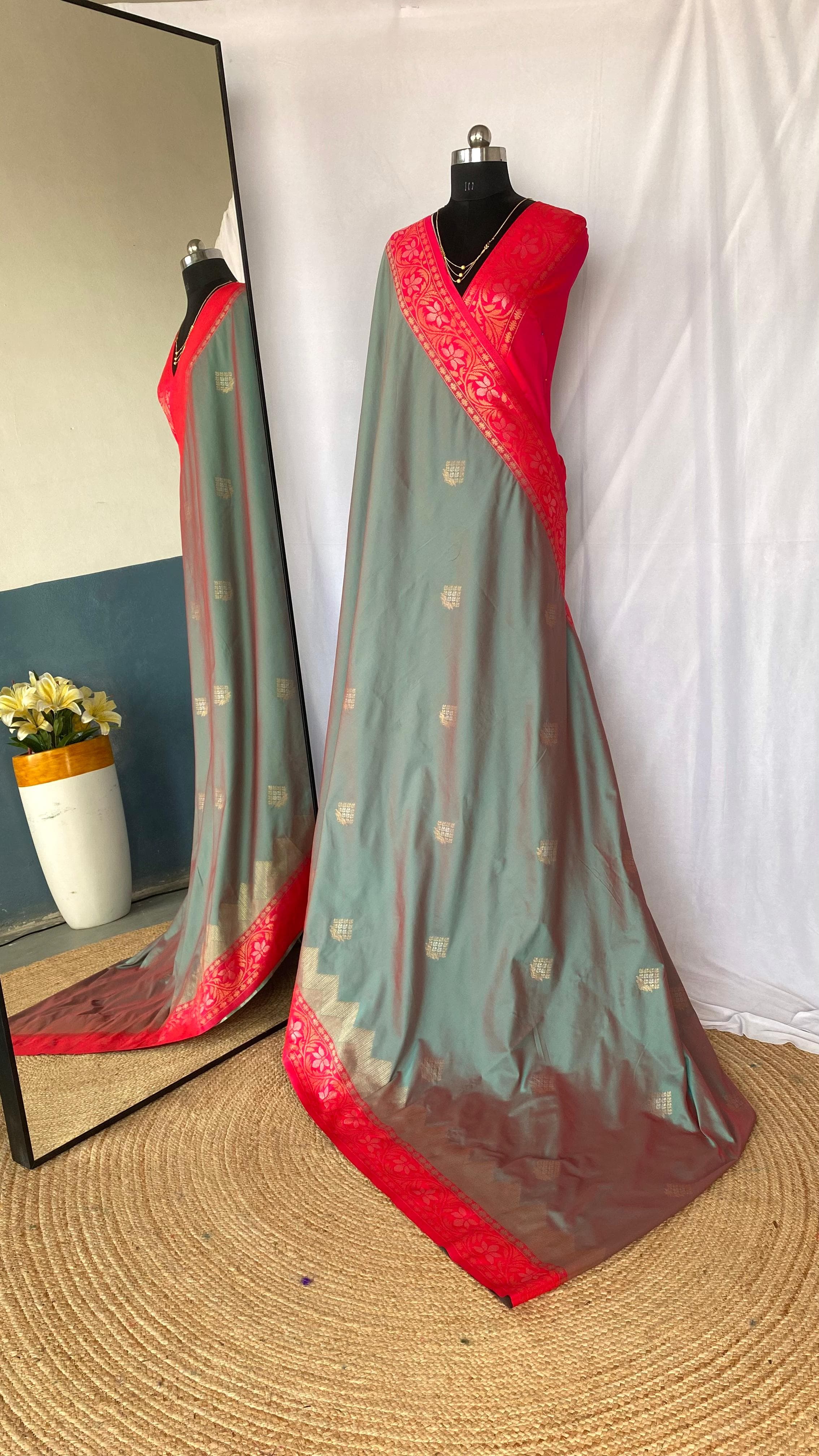 Dual Tone Designer Banarasi Soft Silk Saree