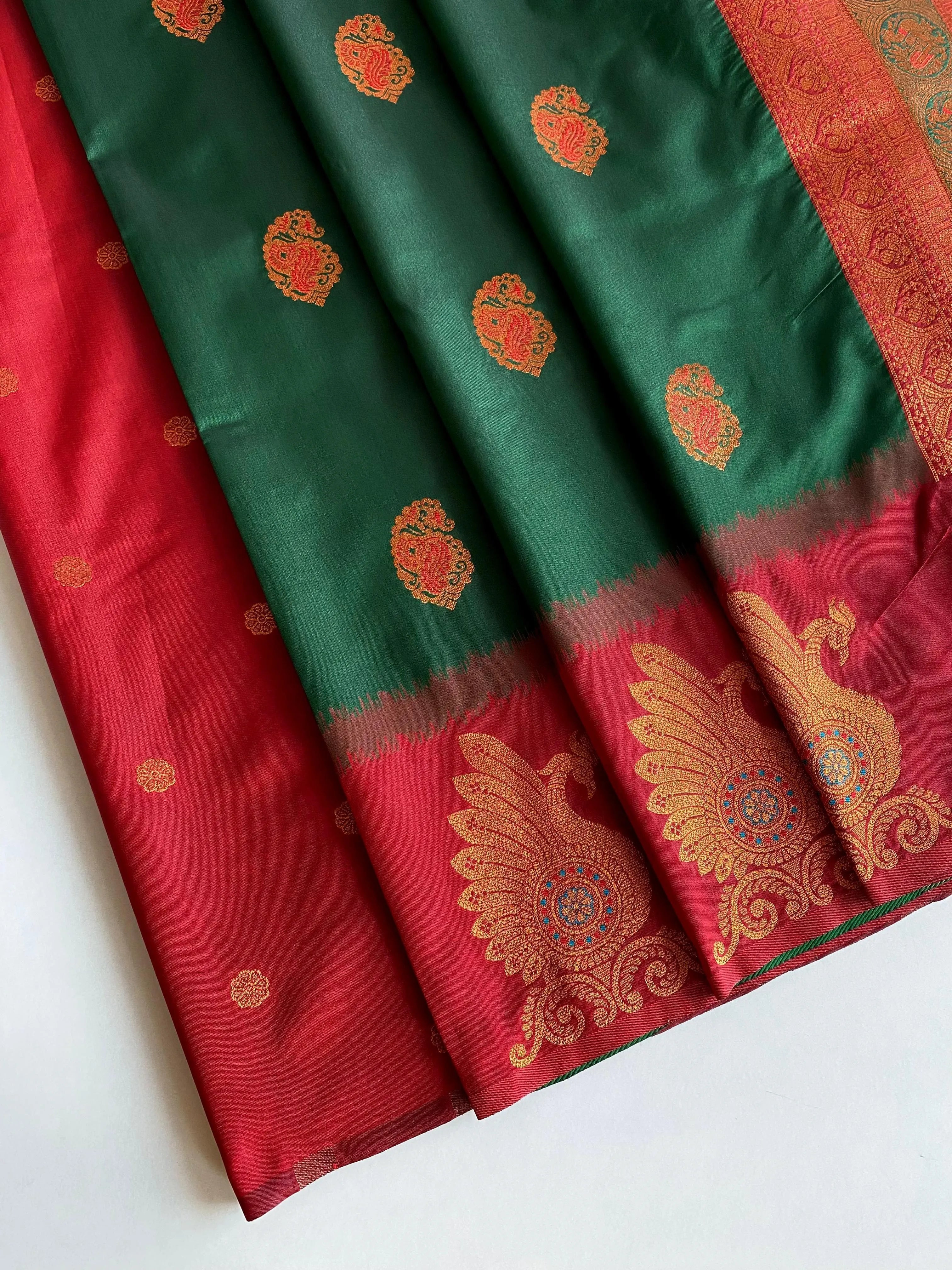 Dual Tone Unique Peacock Border Soft Silk Saree
