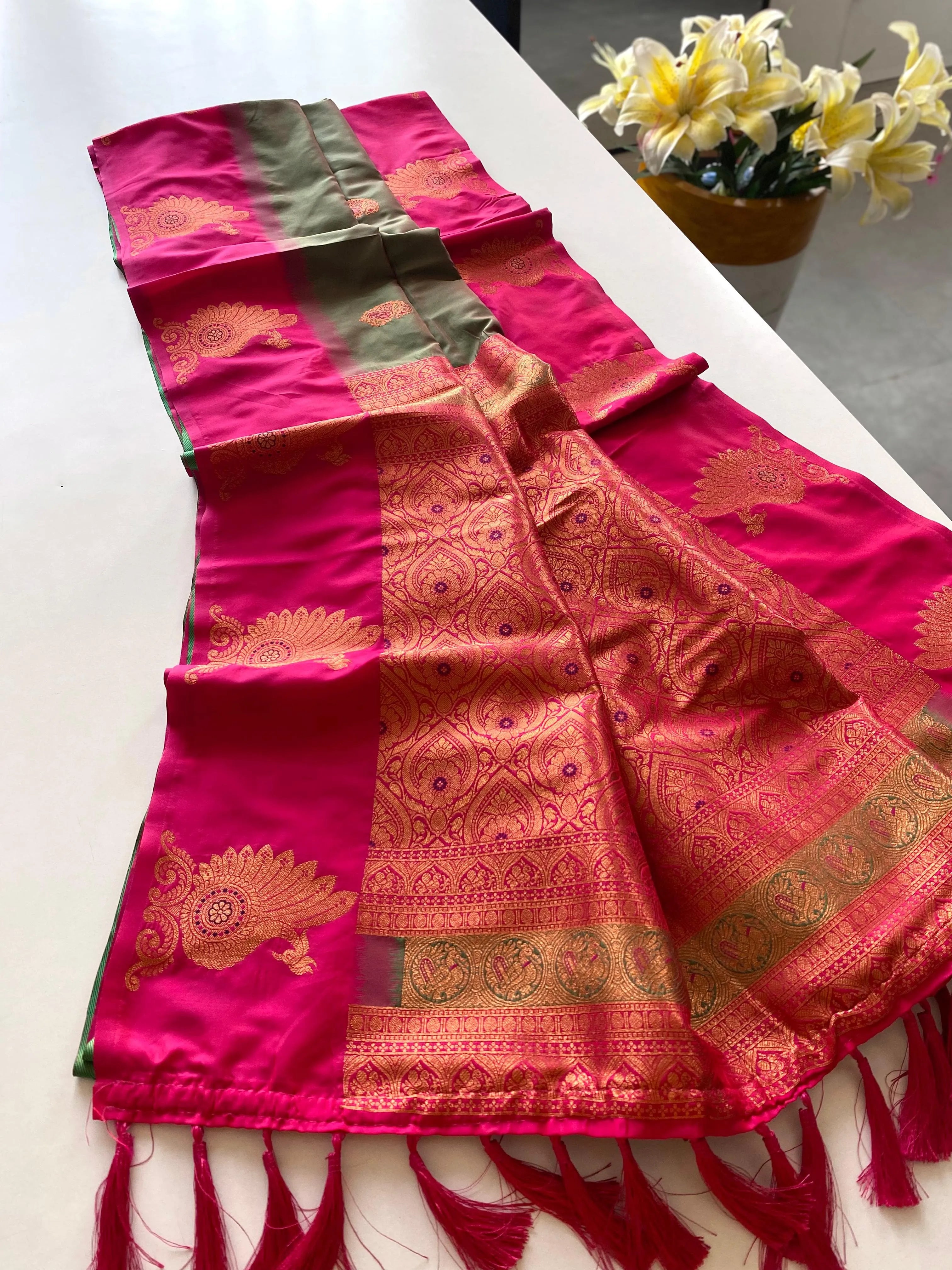 Dual Tone Unique Peacock Border Soft Silk Saree