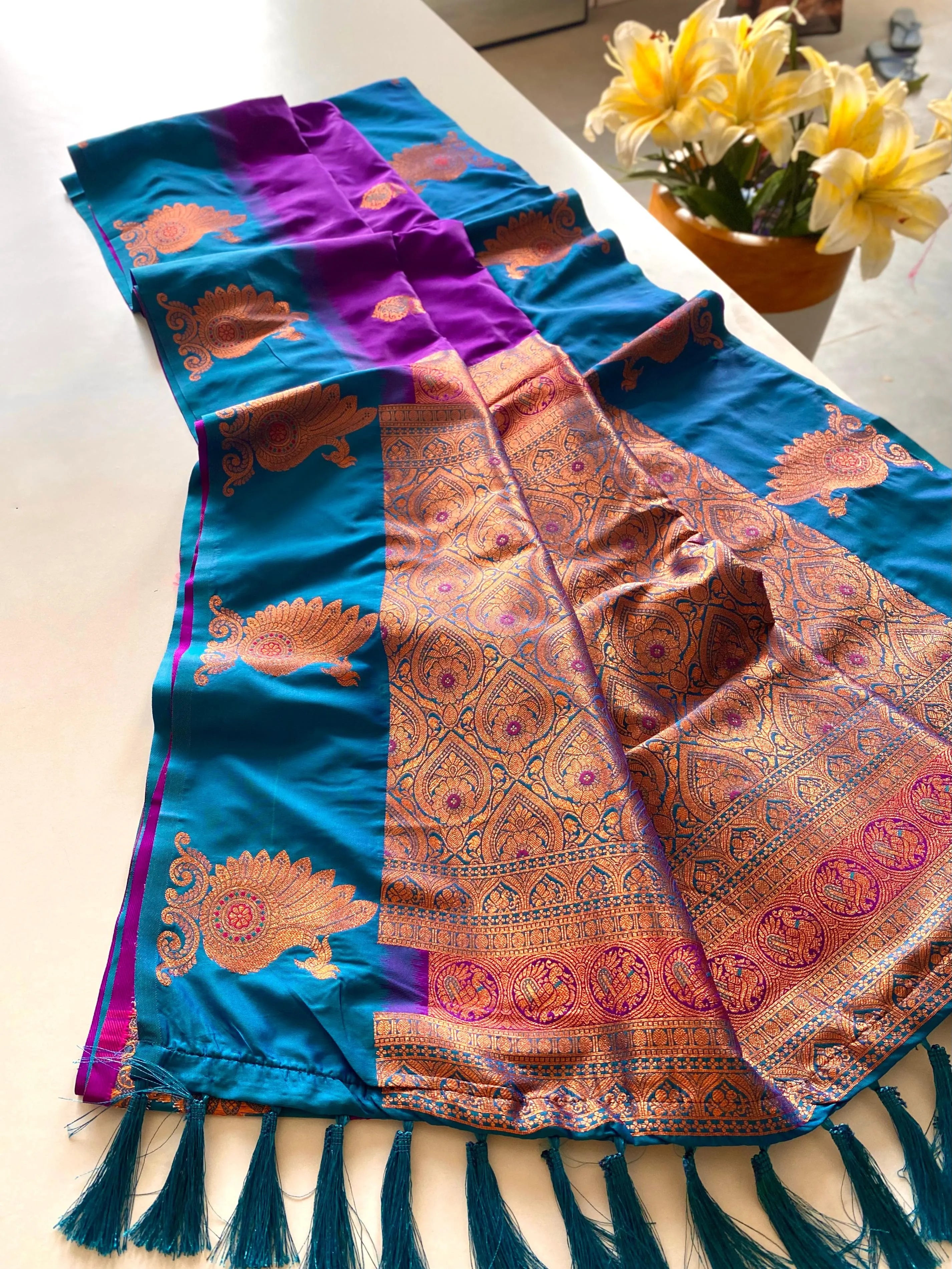 Dual Tone Unique Peacock Border Soft Silk Saree