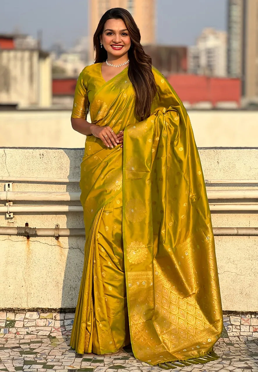 Soft Moonga Silk Banarasi Zari Woven Saree