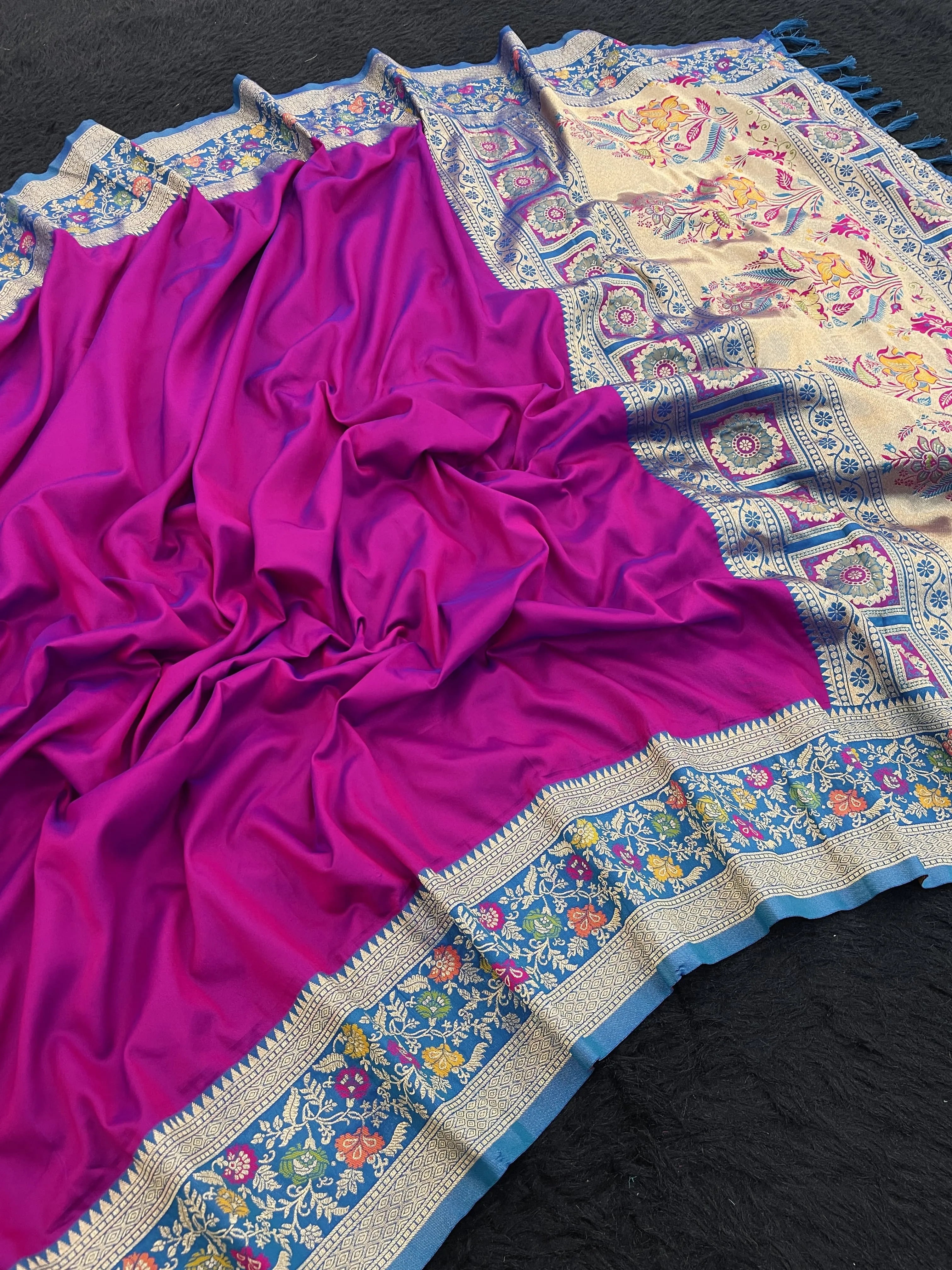 Soft Silk Kadiyal Paithani Saree