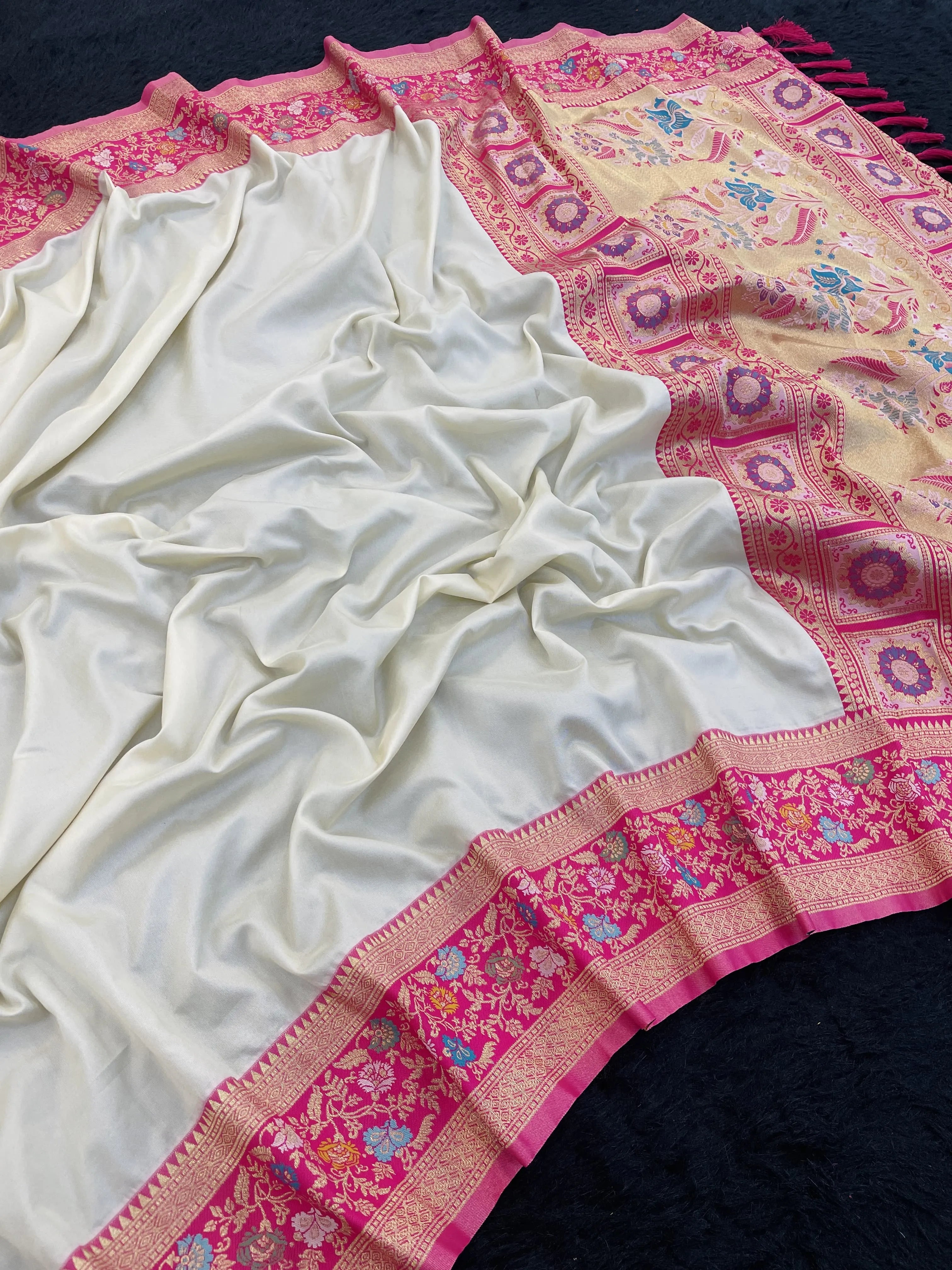 Soft Silk Kadiyal Paithani Saree