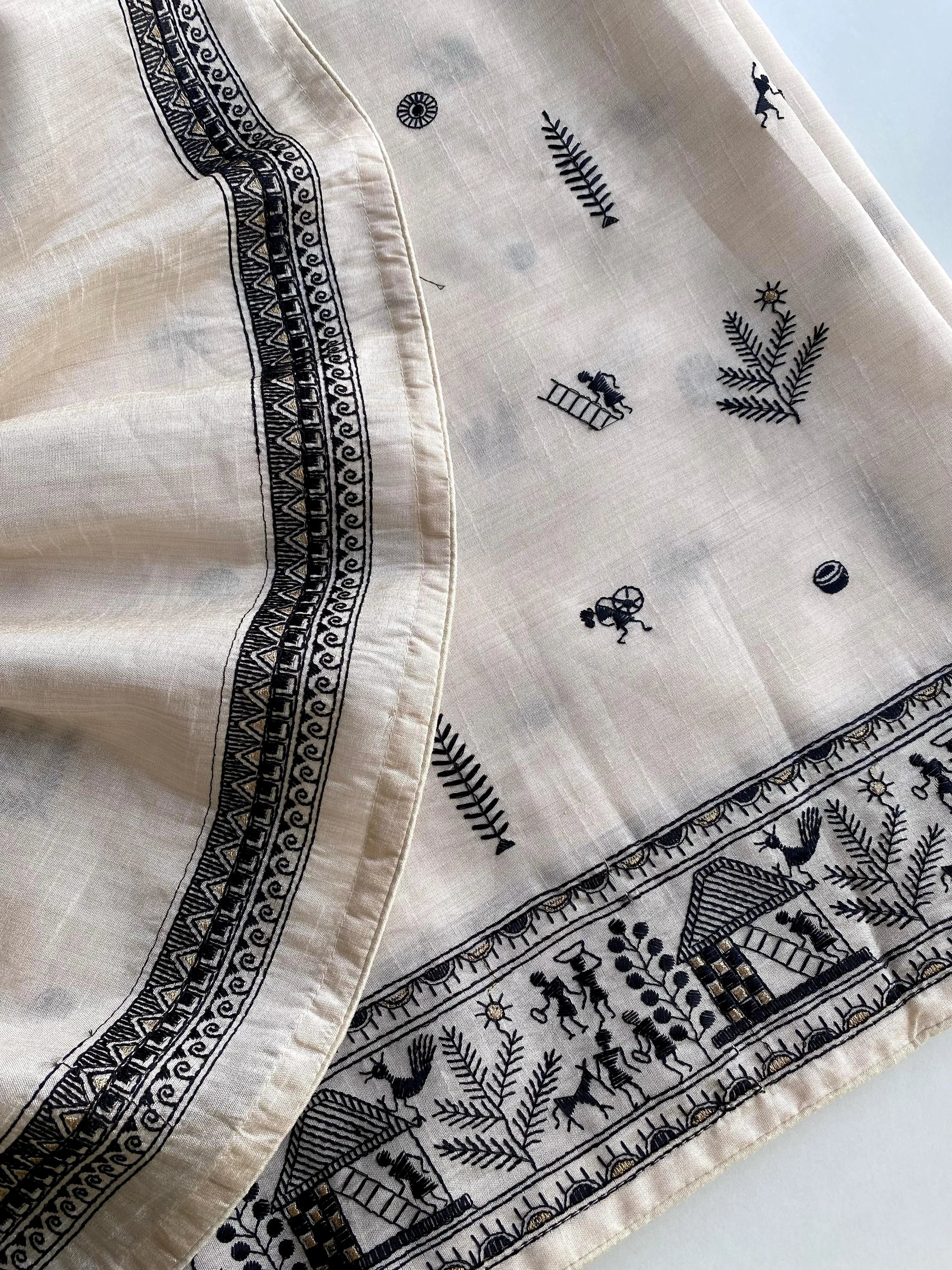 Pure Tussar Silk Baluchar Embroidered Pallu Saree