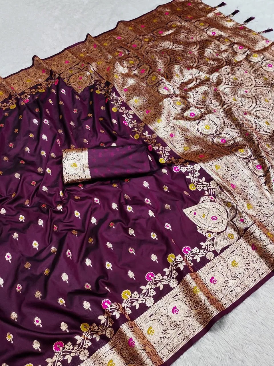 Soft Banarasi Silk Zari Weaving Rich Pallu Saree