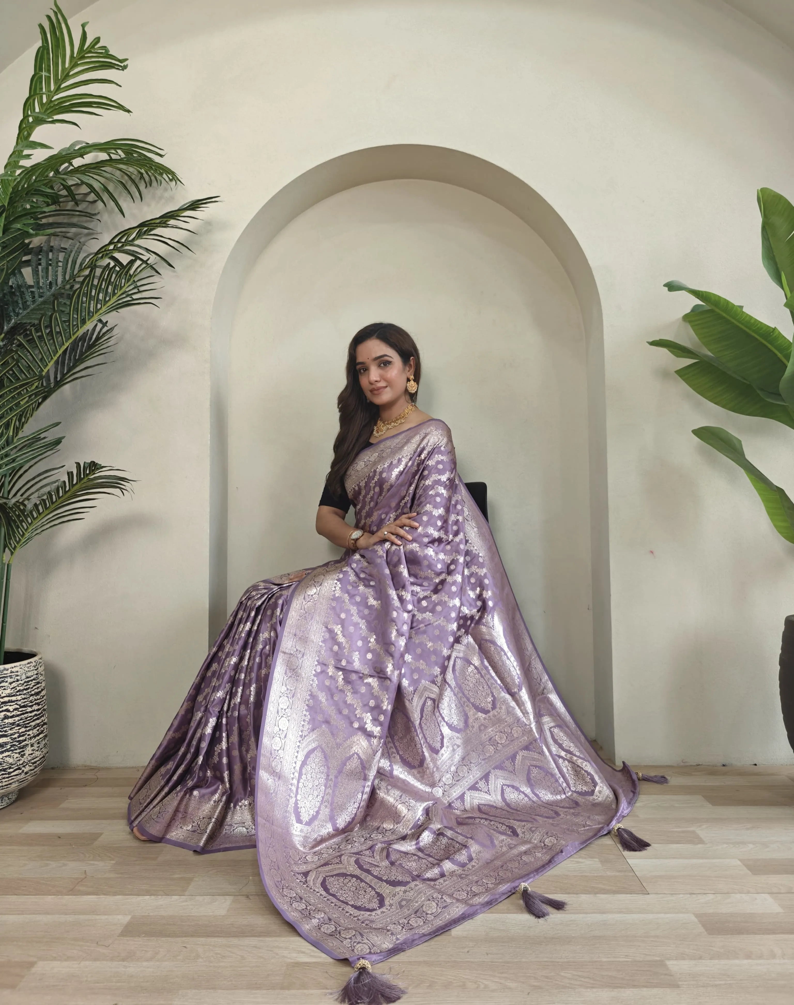 Mushro Satin Silk Leheriya Weaving Design Saree