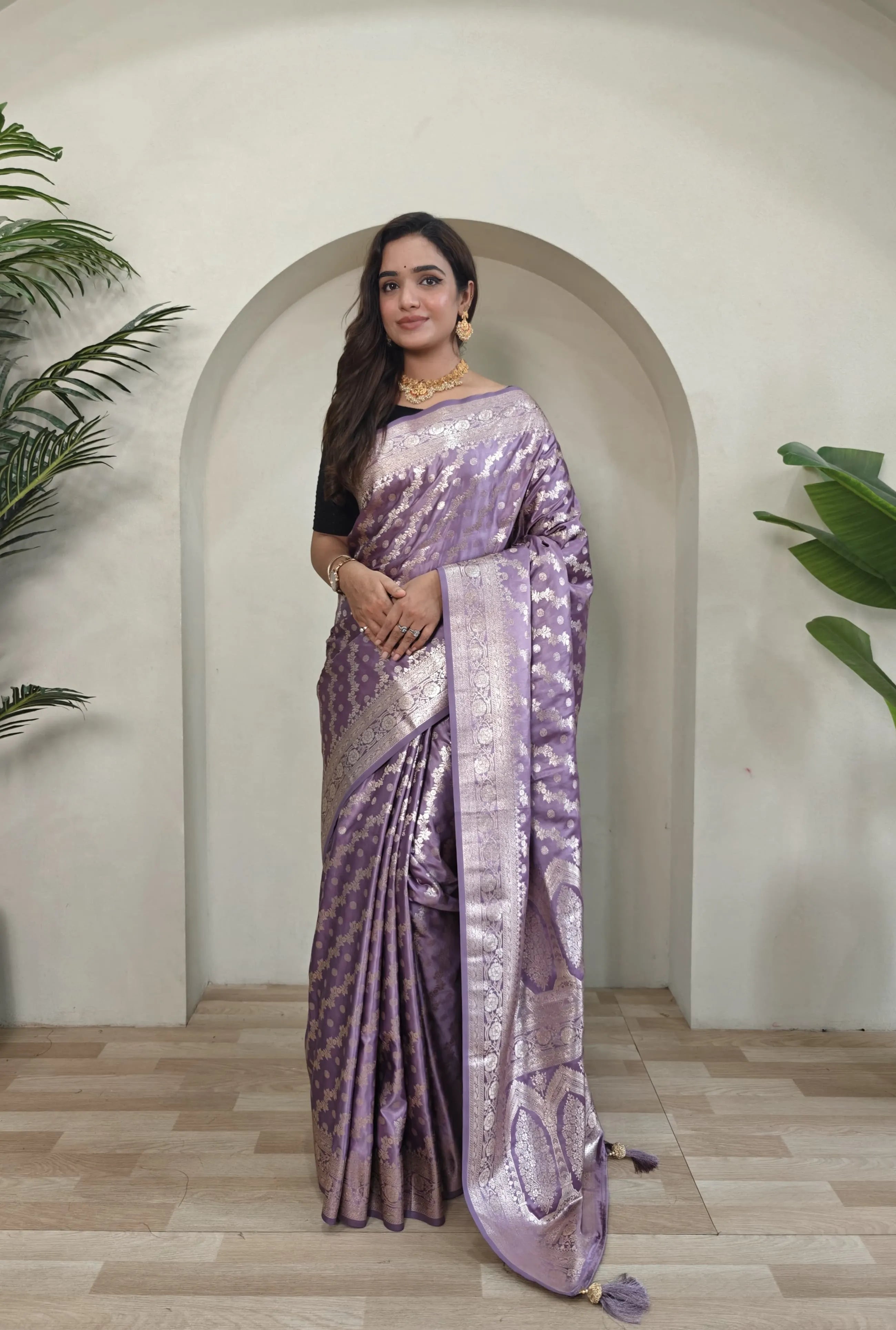 Mushro Satin Silk Leheriya Weaving Design Saree