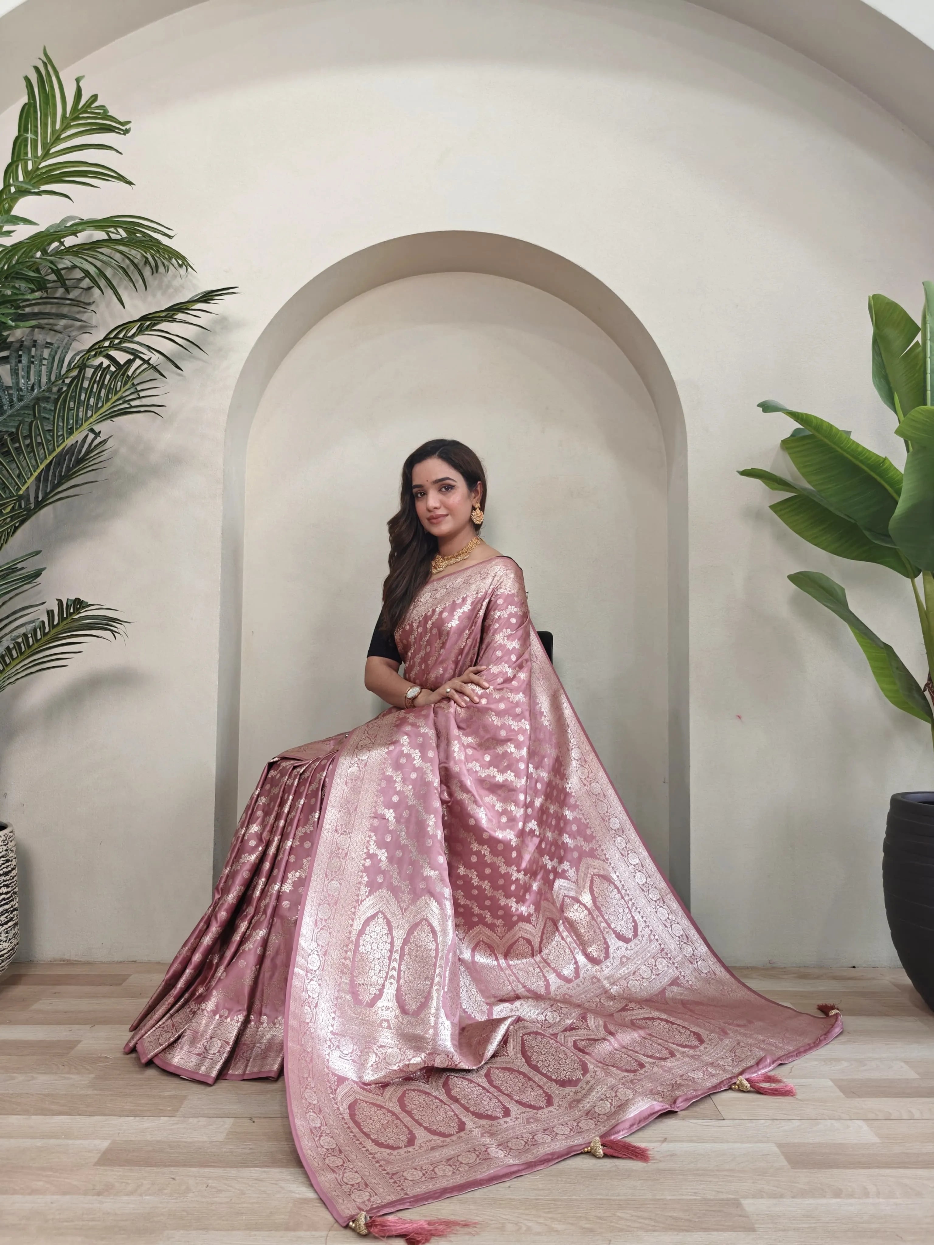 Mushro Satin Silk Leheriya Weaving Design Saree